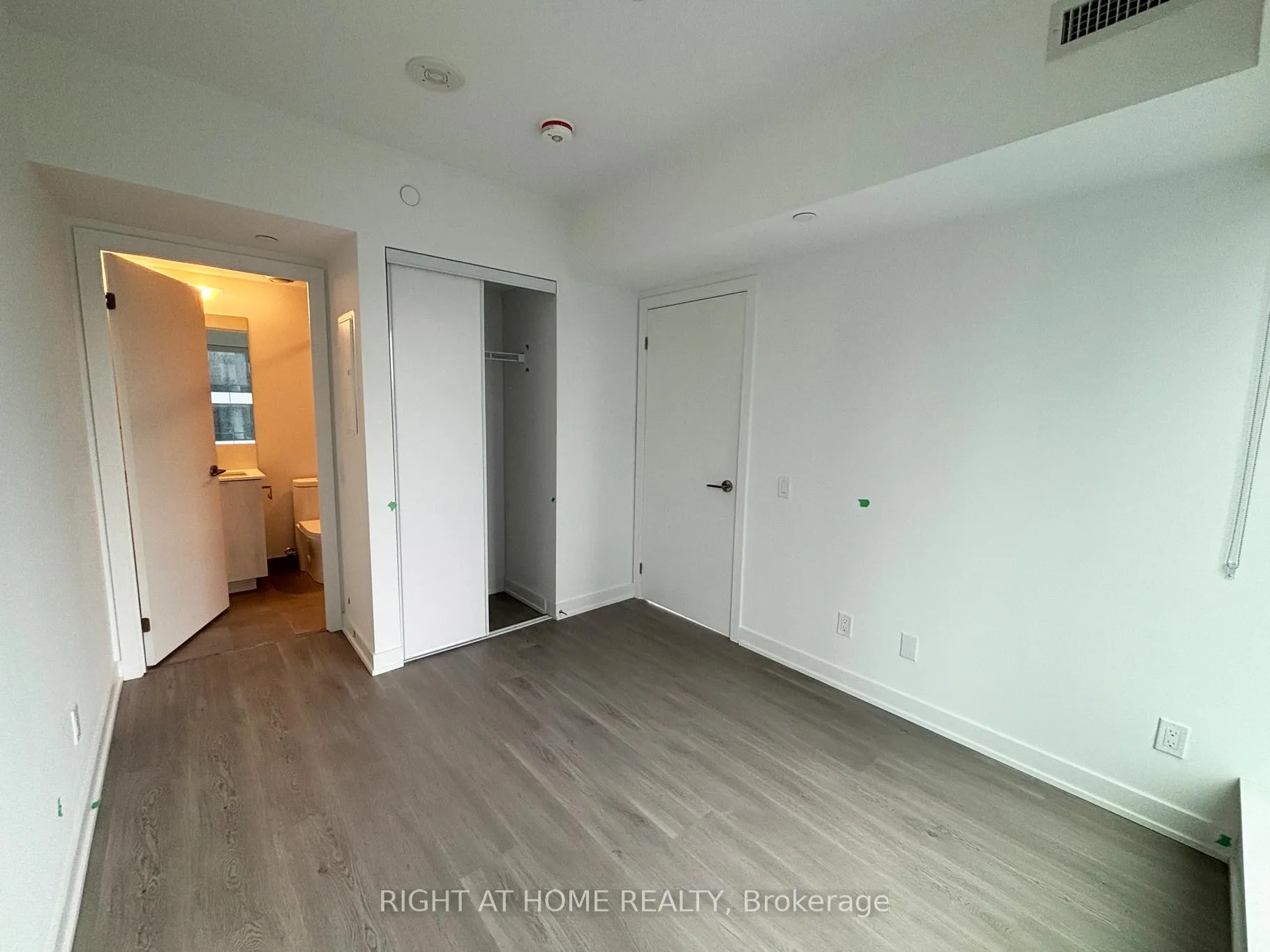 Photo 13 of Unit 2903, 8 Wellesley Street W, Toronto, Bay Street Corridor — HOMEH