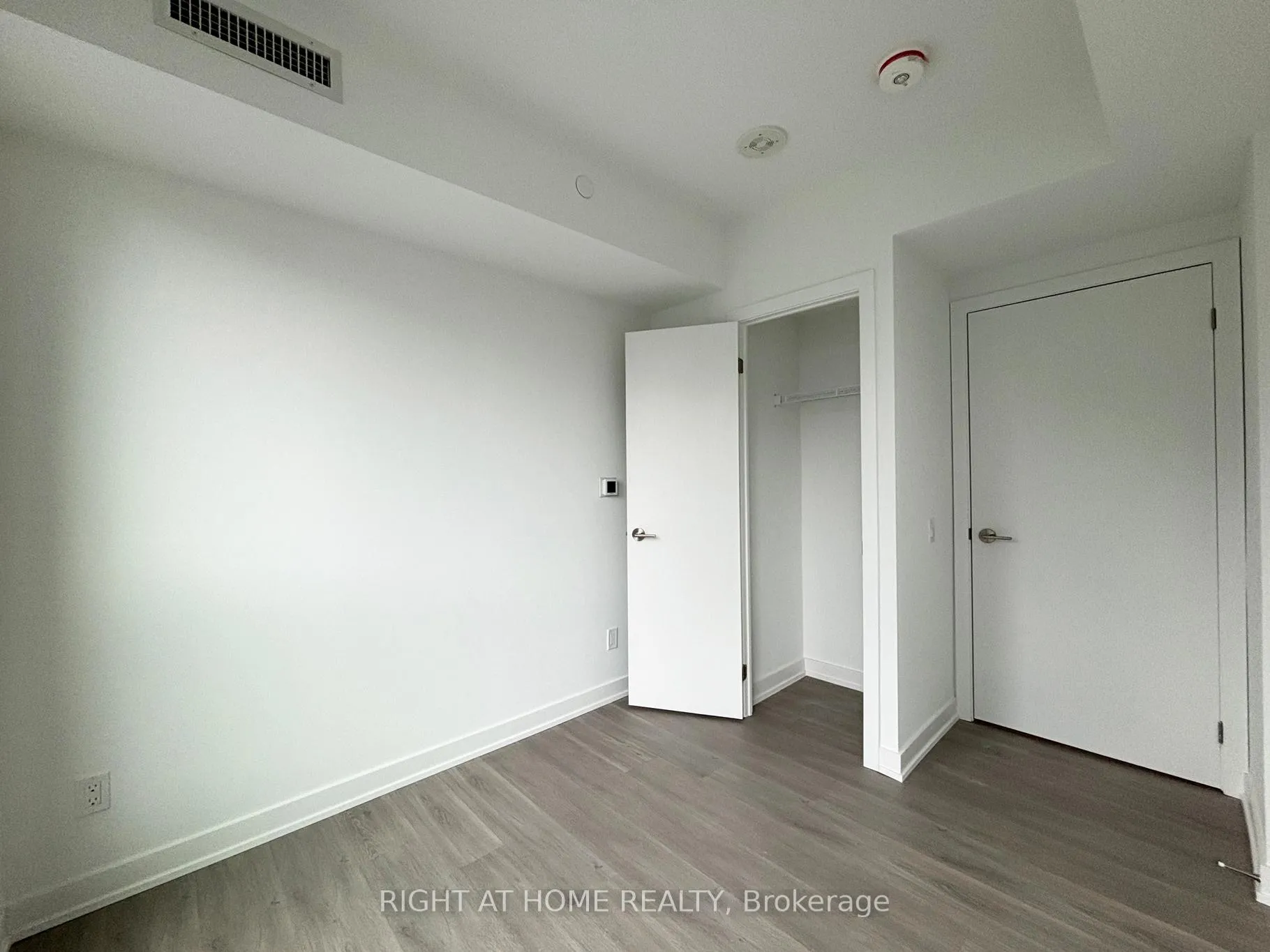 Photo 17 of Unit 2903, 8 Wellesley Street W, Toronto, Bay Street Corridor — HOMEH
