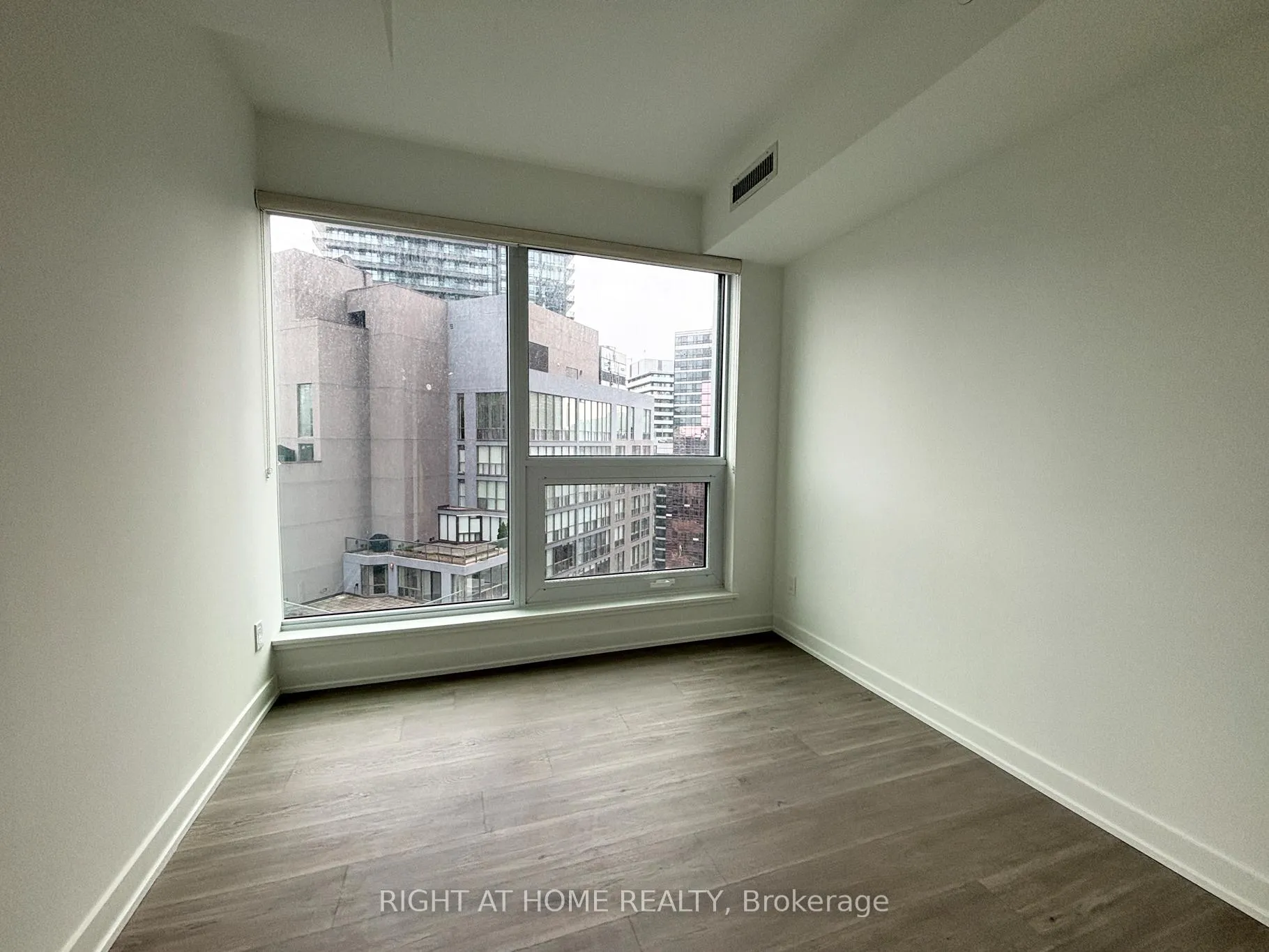 Photo 18 of Unit 2903, 8 Wellesley Street W, Toronto, Bay Street Corridor — HOMEH
