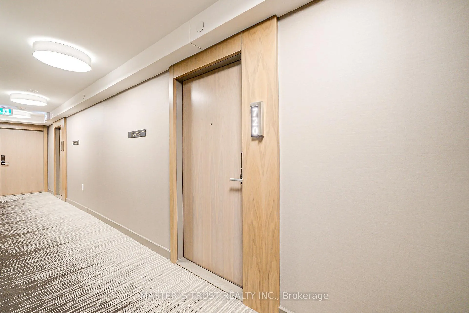 Photo 5 of Unit 720, 585 Bloor Street E, Toronto, North St. James Town — HOMEH