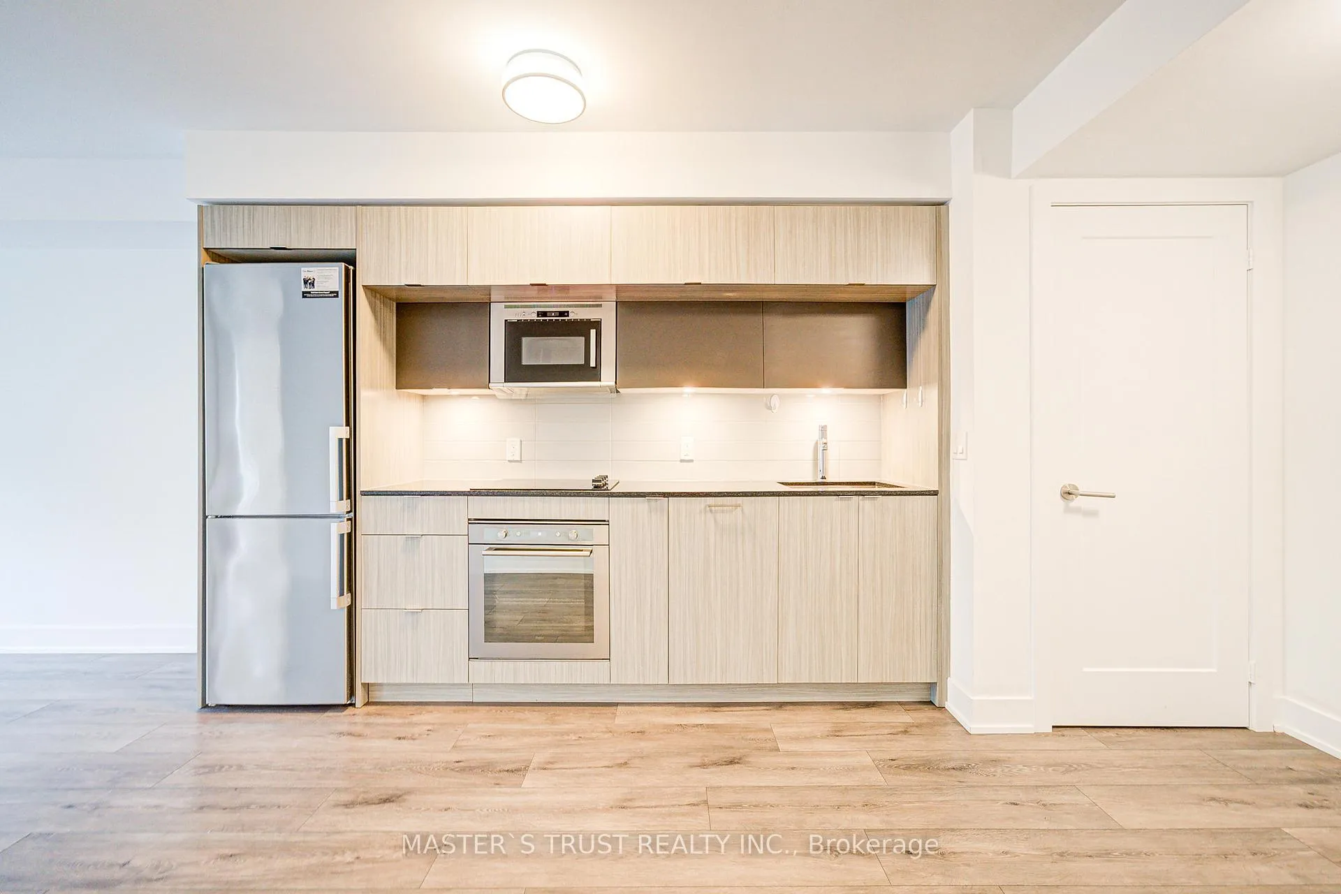 Photo 9 of Unit 720, 585 Bloor Street E, Toronto, North St. James Town — HOMEH