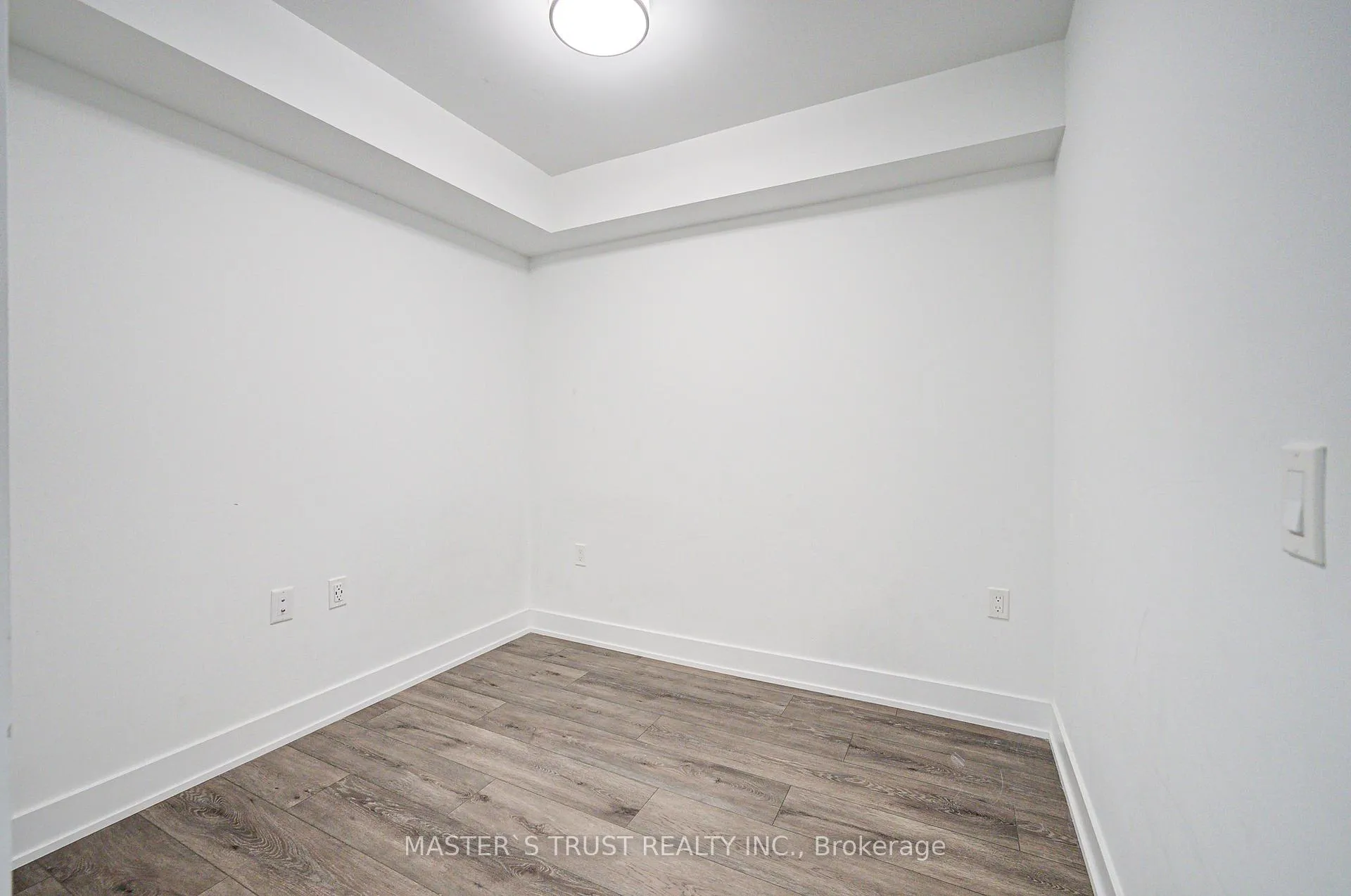 Photo 11 of Unit 720, 585 Bloor Street E, Toronto, North St. James Town — HOMEH