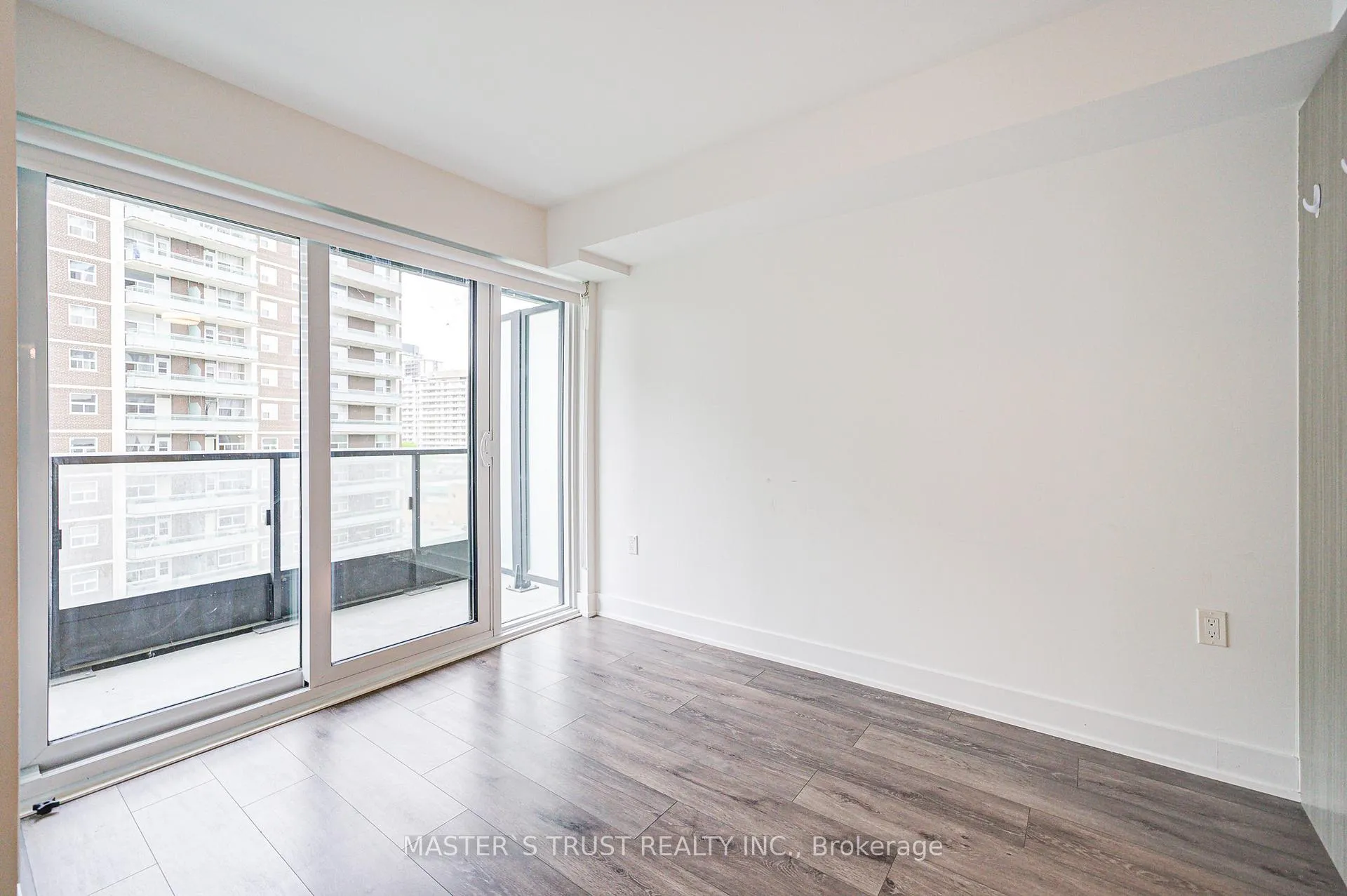 Photo 22 of Unit 720, 585 Bloor Street E, Toronto, North St. James Town — HOMEH