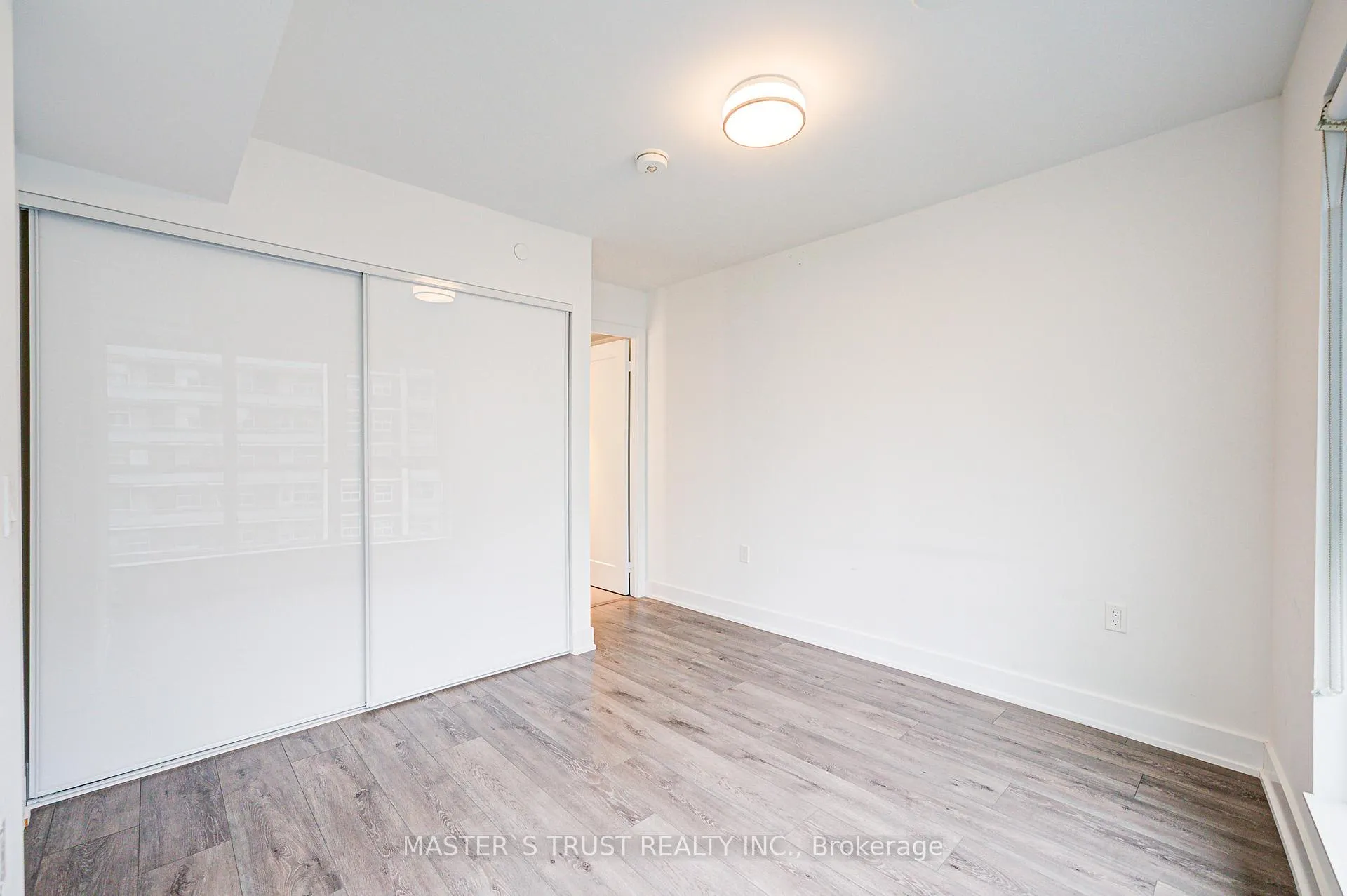 Photo 27 of Unit 720, 585 Bloor Street E, Toronto, North St. James Town — HOMEH