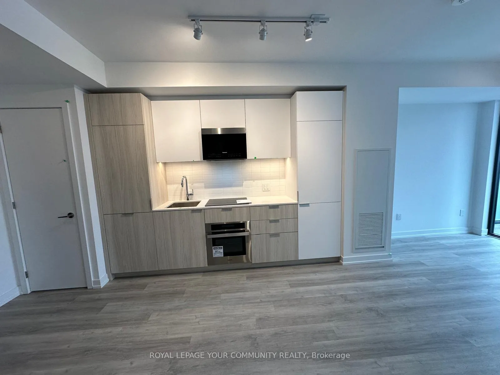 Photo 13 of Unit 915, 28 Eastern Avenue, Toronto, Moss Park — HOMEH