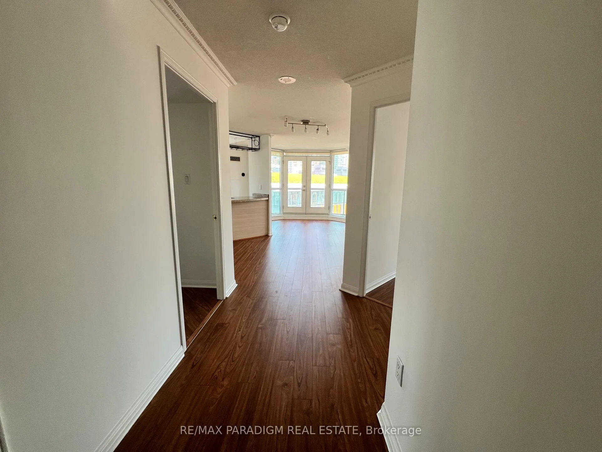 Photo 2 of Unit 915, 109 Front Street E, Toronto, Moss Park — HOMEH