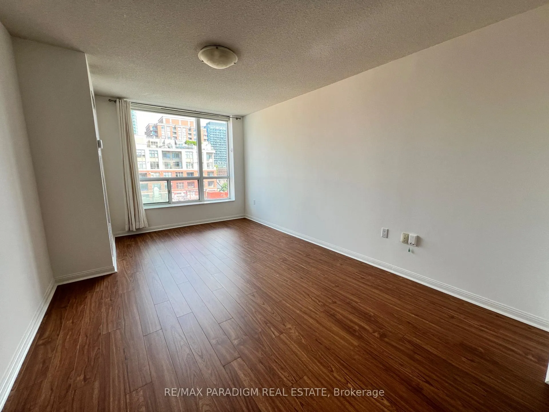 Photo 11 of Unit 915, 109 Front Street E, Toronto, Moss Park — HOMEH