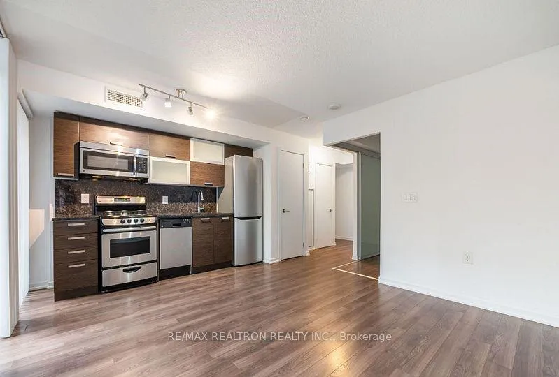 Photo 5 of Unit 701, 36 Lisgar Street E, Toronto, Little Portugal — HOMEH