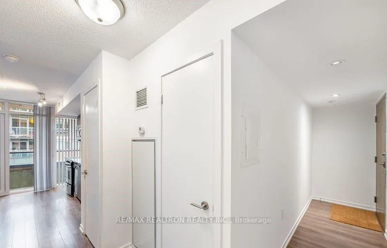 Photo 9 of Unit 701, 36 Lisgar Street E, Toronto, Little Portugal — HOMEH