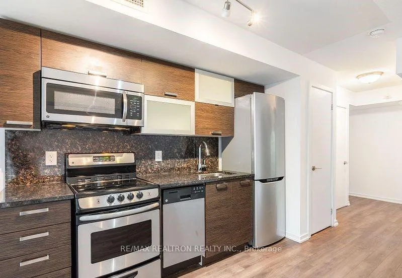 Photo 13 of Unit 701, 36 Lisgar Street E, Toronto, Little Portugal — HOMEH