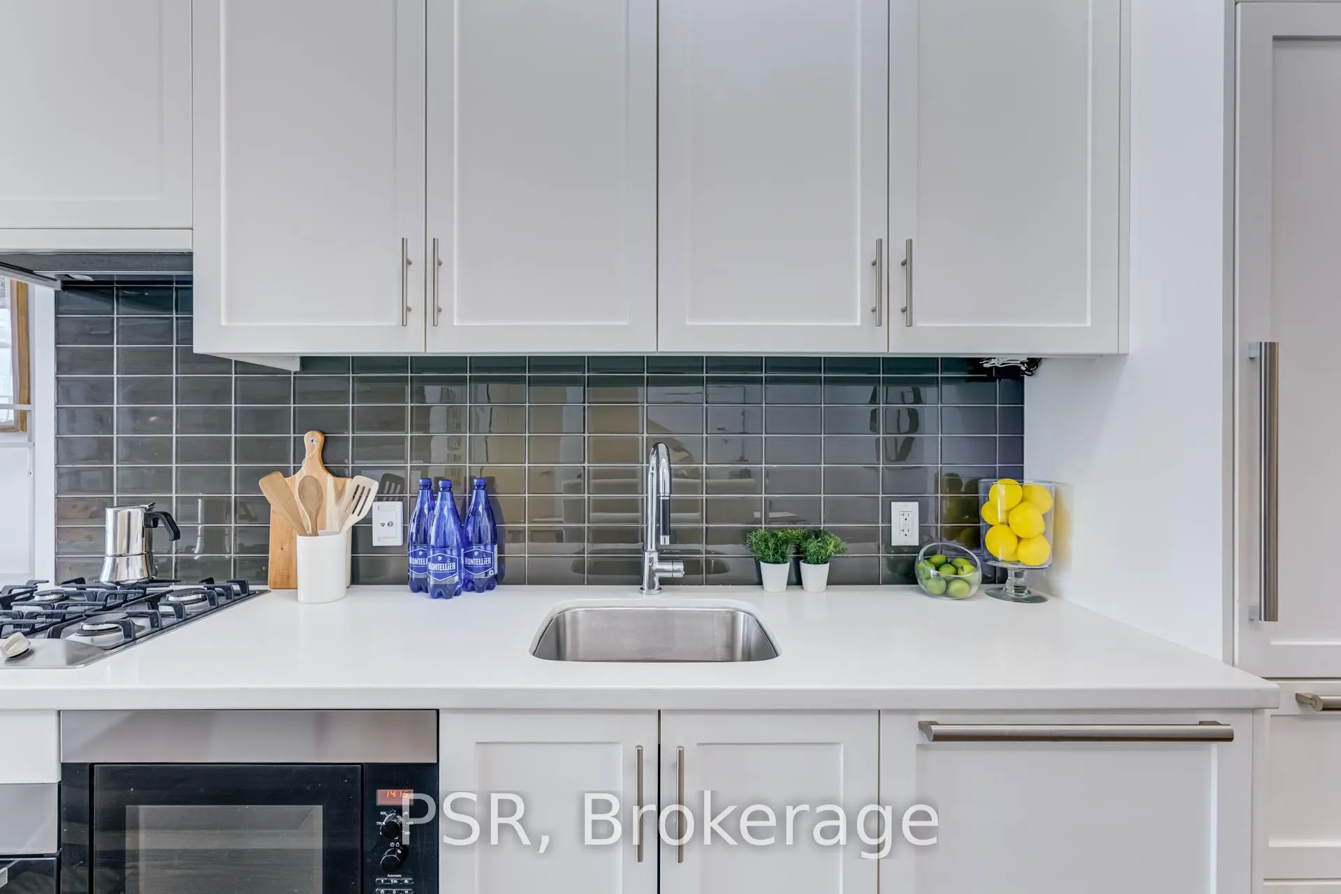 Photo 14 of Unit 627, 29 Queens Quay E, Toronto, Waterfront Communities — HOMEH