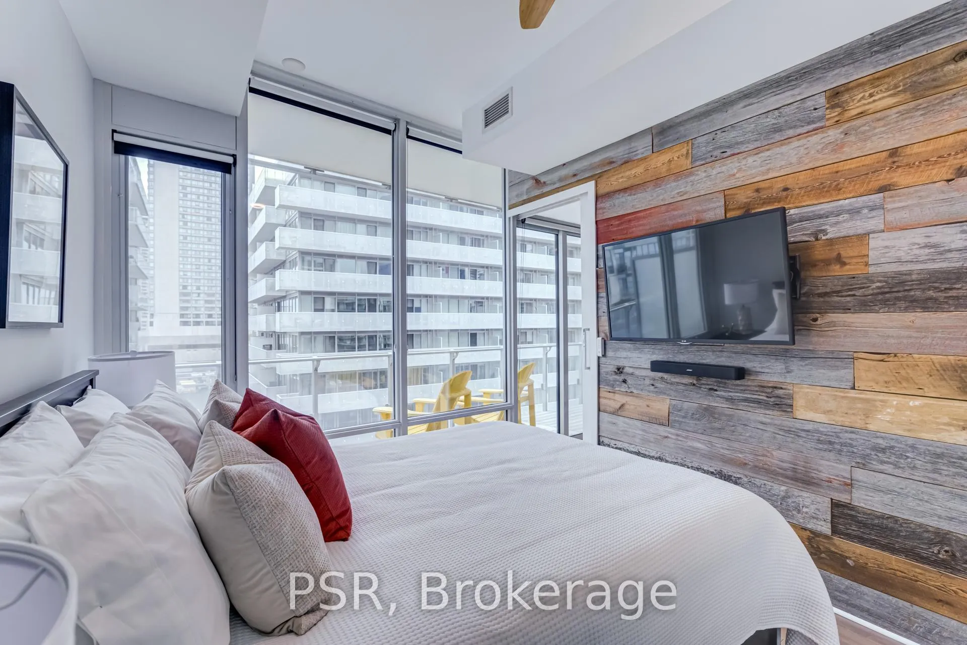 Photo 17 of Unit 627, 29 Queens Quay E, Toronto, Waterfront Communities — HOMEH