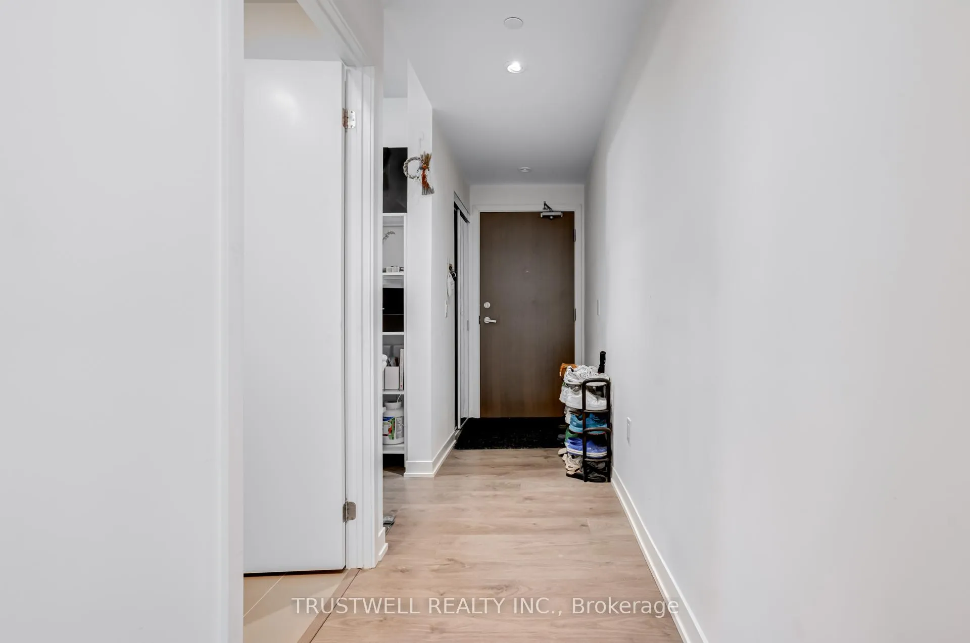 Photo 3 of Unit 1308, 20 Richardson Street, Toronto, Waterfront Communities — HOMEH