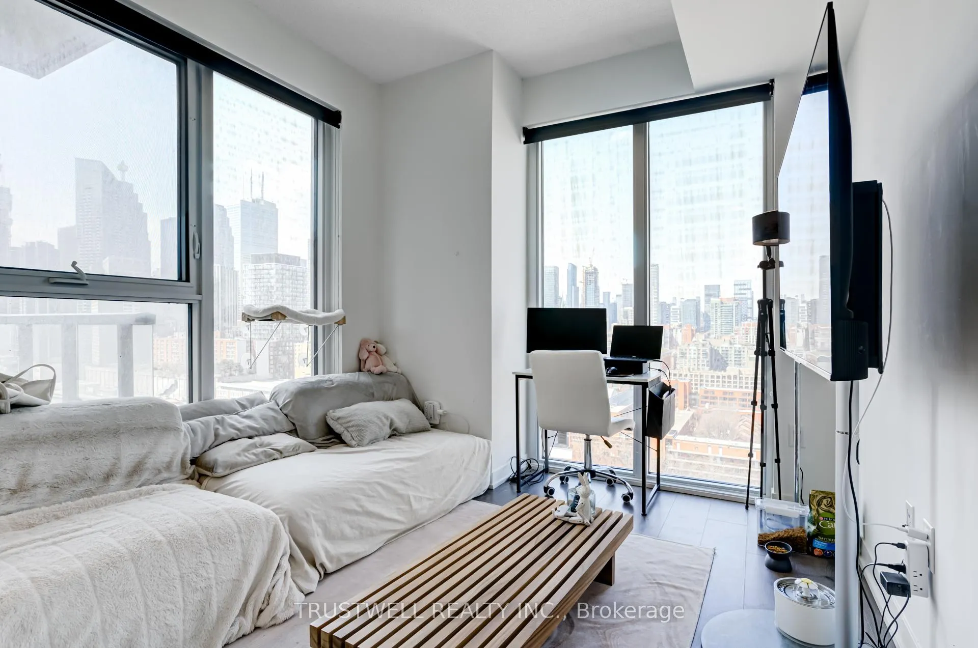 Photo 6 of Unit 1308, 20 Richardson Street, Toronto, Waterfront Communities — HOMEH