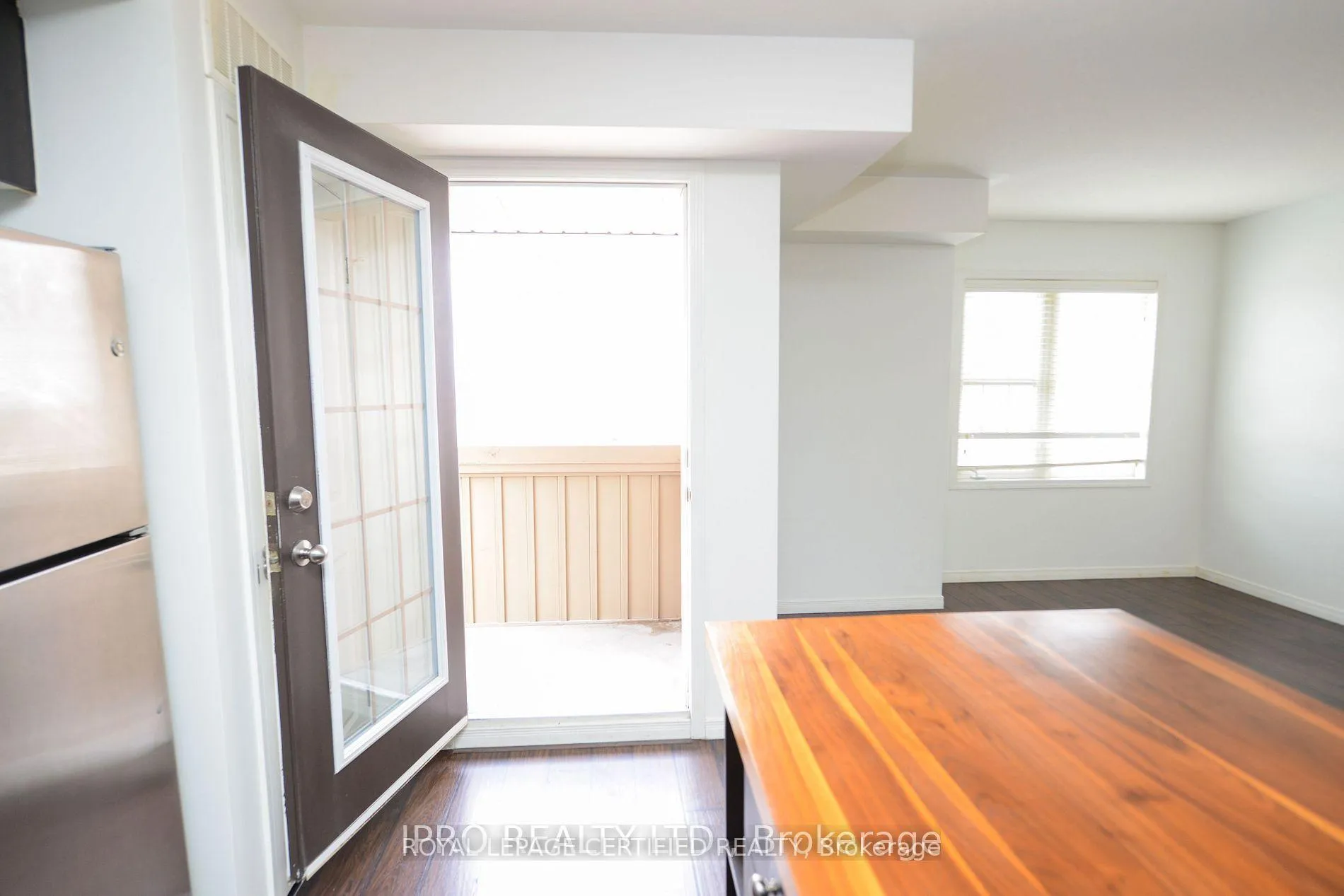 Photo 3 of Unit 9K, 1460 Highland Road, Kitchener — HOMEH
