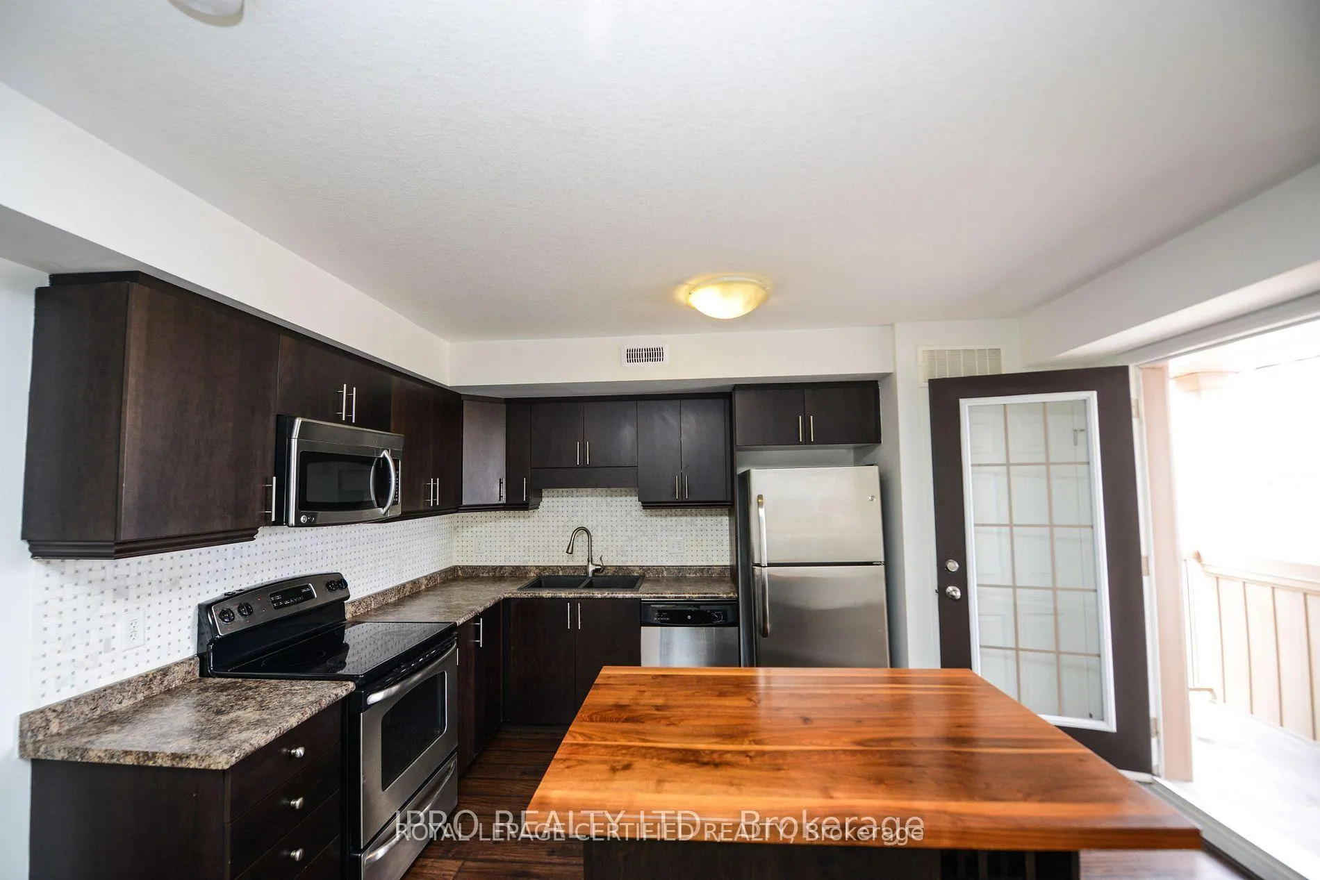 Photo 6 of Unit 9K, 1460 Highland Road, Kitchener — HOMEH