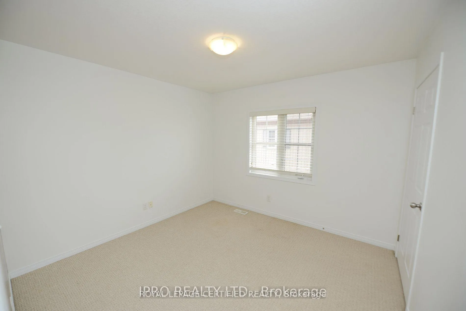 Photo 12 of Unit 9K, 1460 Highland Road, Kitchener — HOMEH