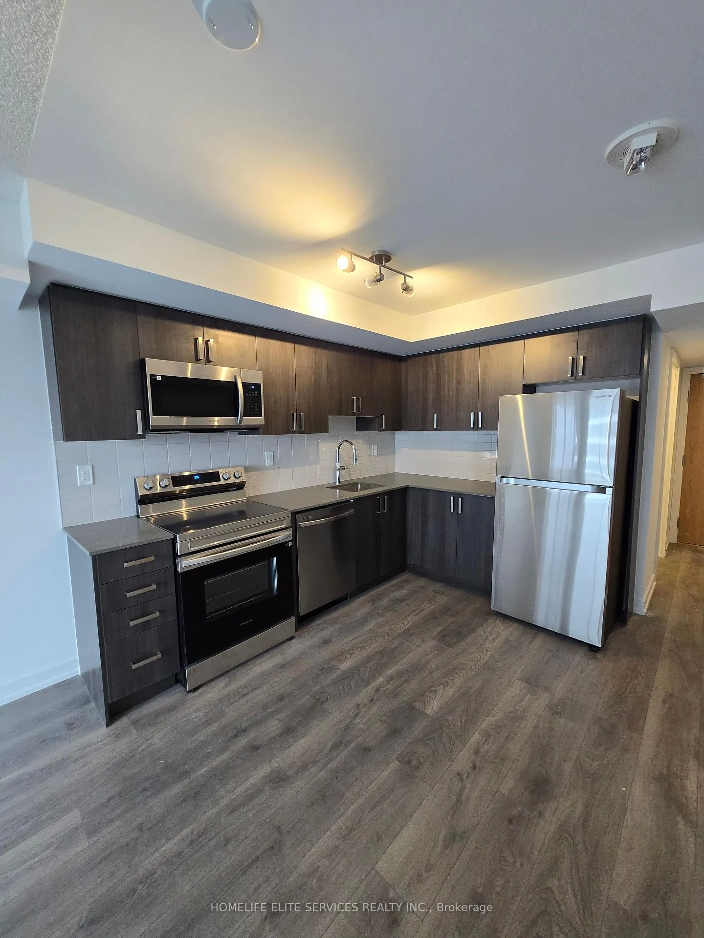 Photo 2 of Unit 2307, 1435 Celebration Drive, Pickering, Bay Ridges — HOMEH