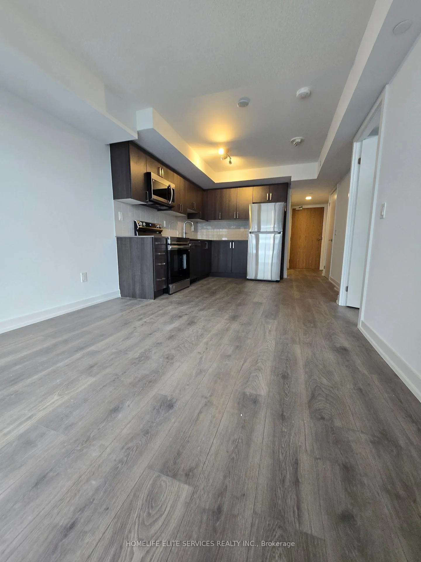 Photo 3 of Unit 2307, 1435 Celebration Drive, Pickering, Bay Ridges — HOMEH
