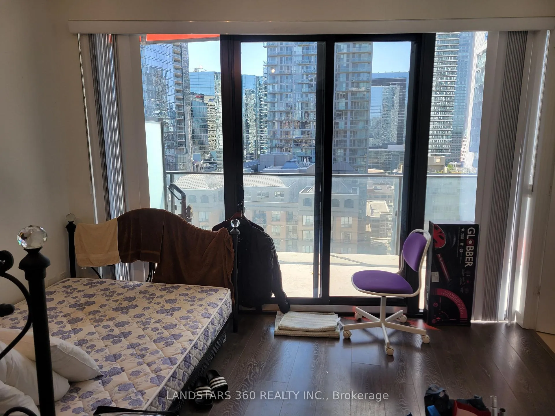 Photo 4 of Unit 1816, 215 Queen Street W, Toronto, Waterfront Communities — HOMEH