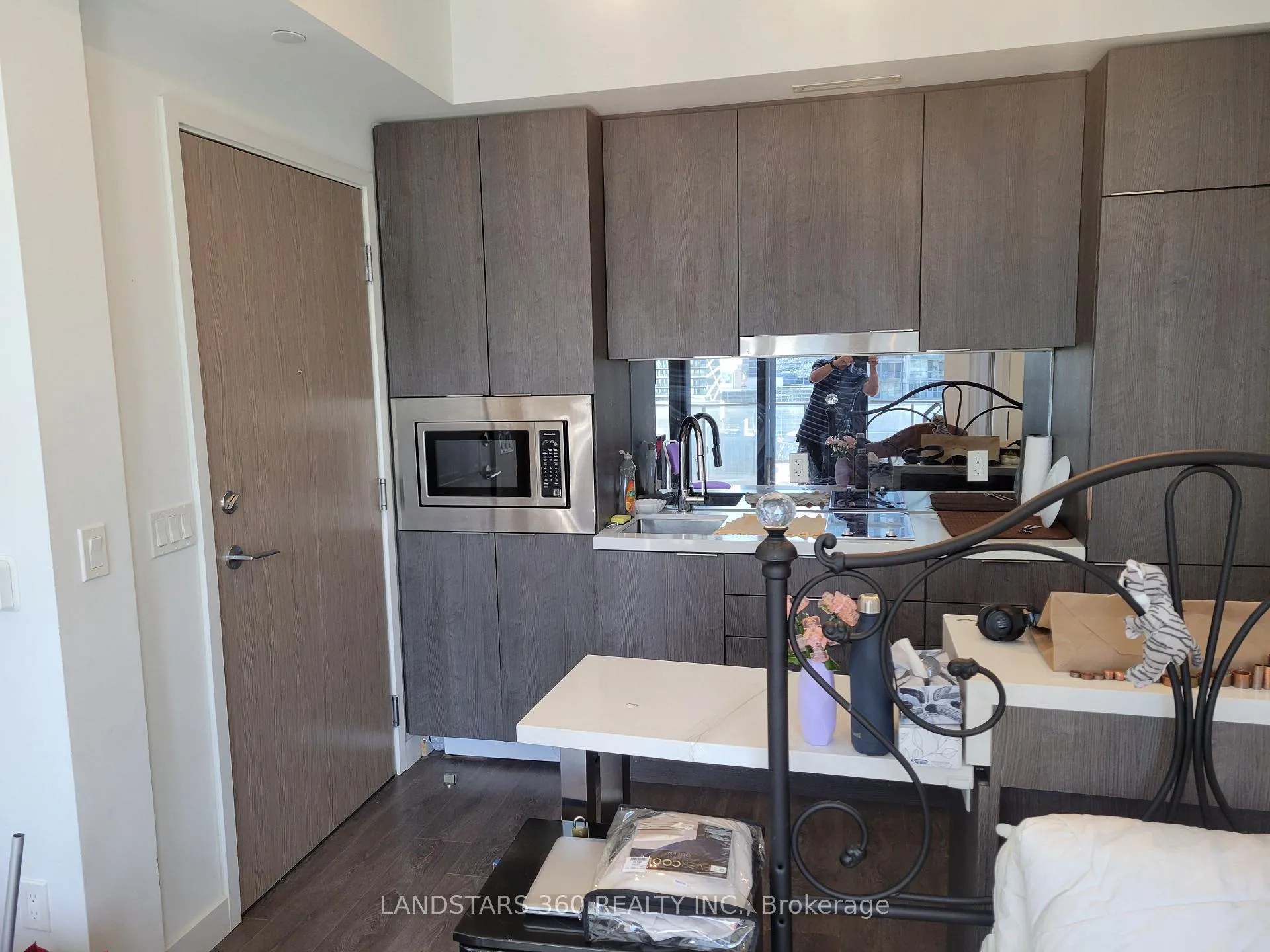 Photo 5 of Unit 1816, 215 Queen Street W, Toronto, Waterfront Communities — HOMEH