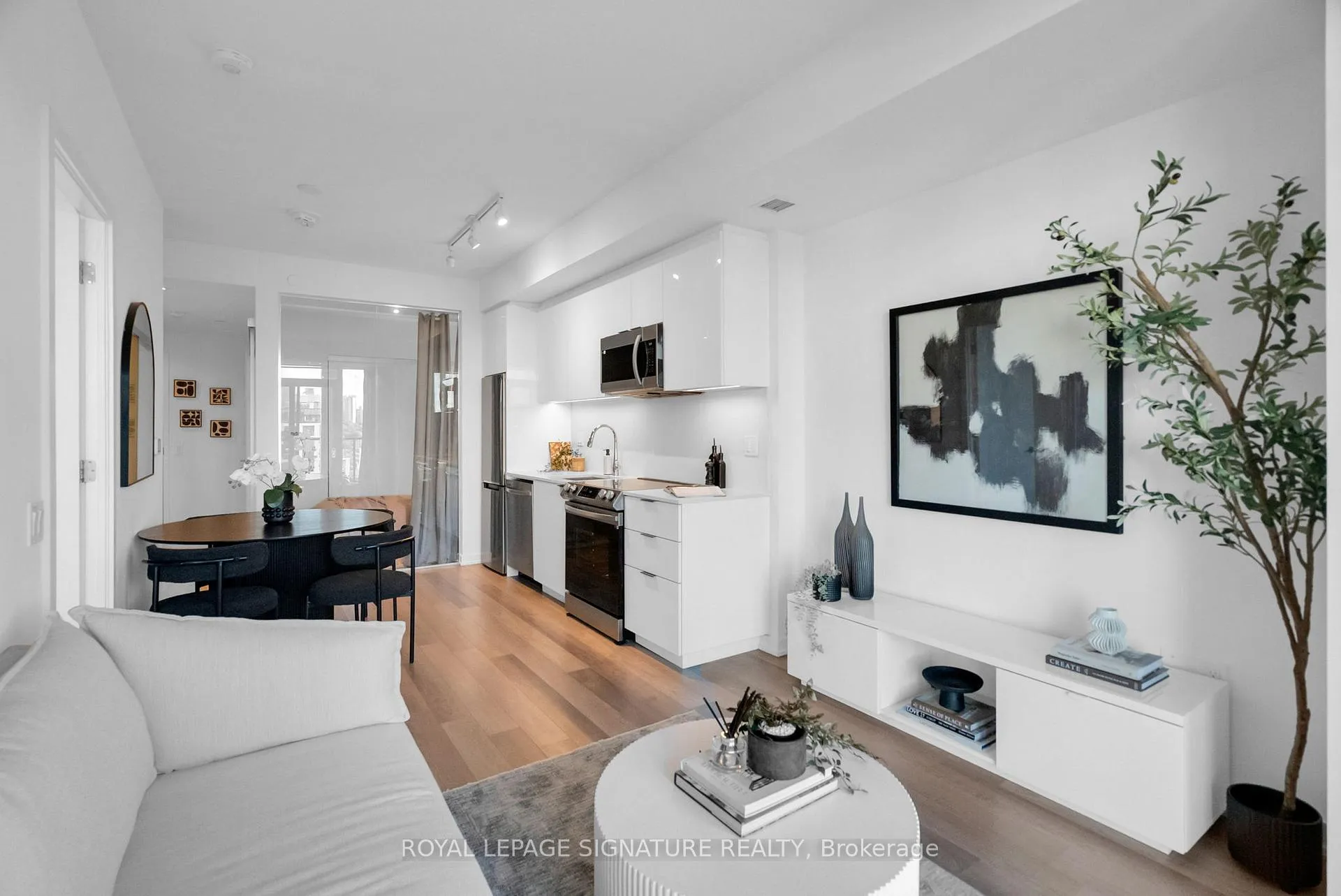 Photo 3 of Unit 1127, 50 Power Street, Toronto, Moss Park — HOMEH