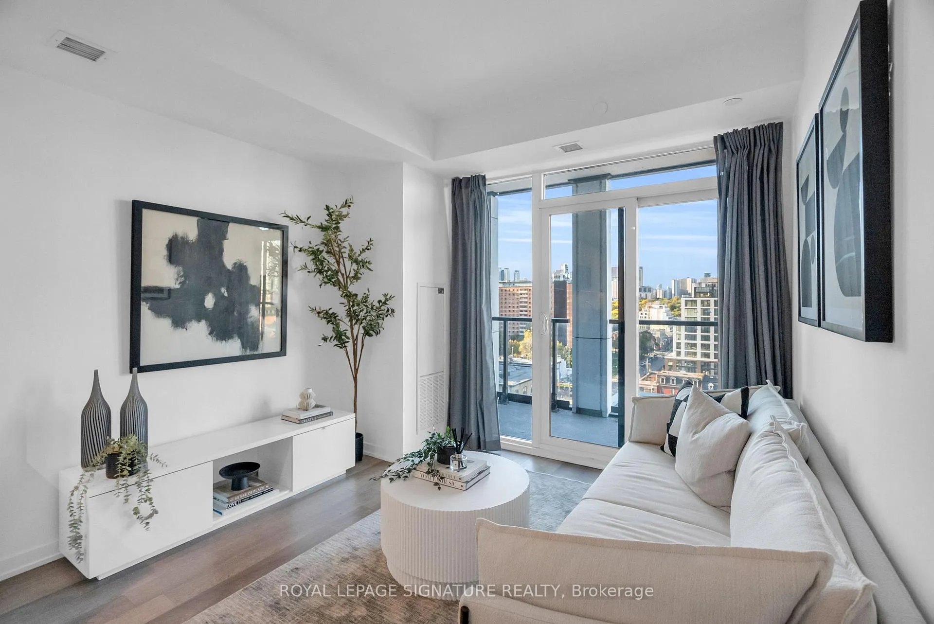 Photo 9 of Unit 1127, 50 Power Street, Toronto, Moss Park — HOMEH