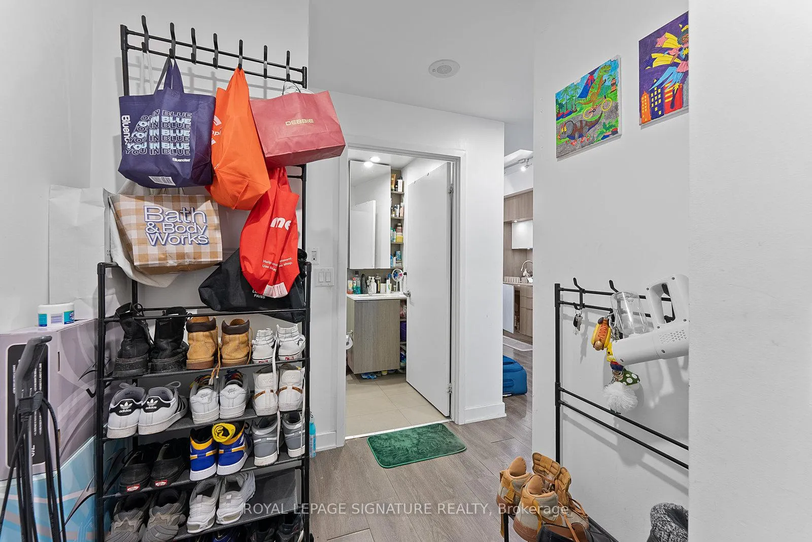 Photo 3 of Unit 2105, 170 Sumach Street, Toronto, Regent Park — HOMEH