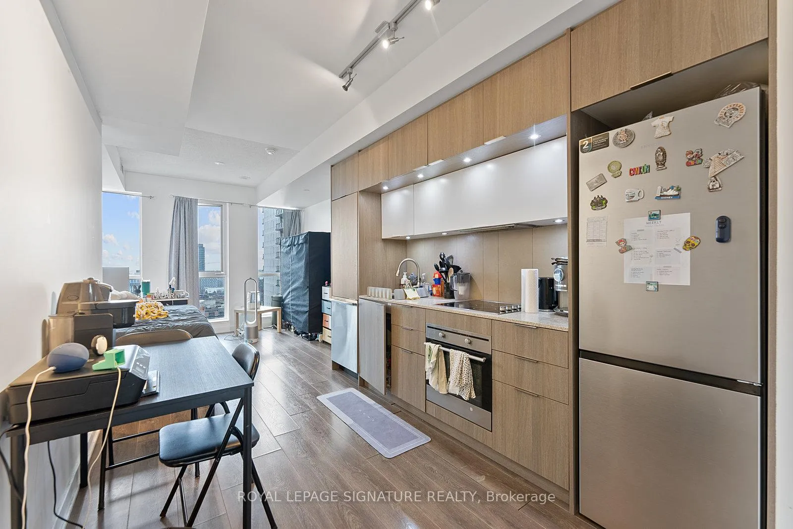 Photo 4 of Unit 2105, 170 Sumach Street, Toronto, Regent Park — HOMEH