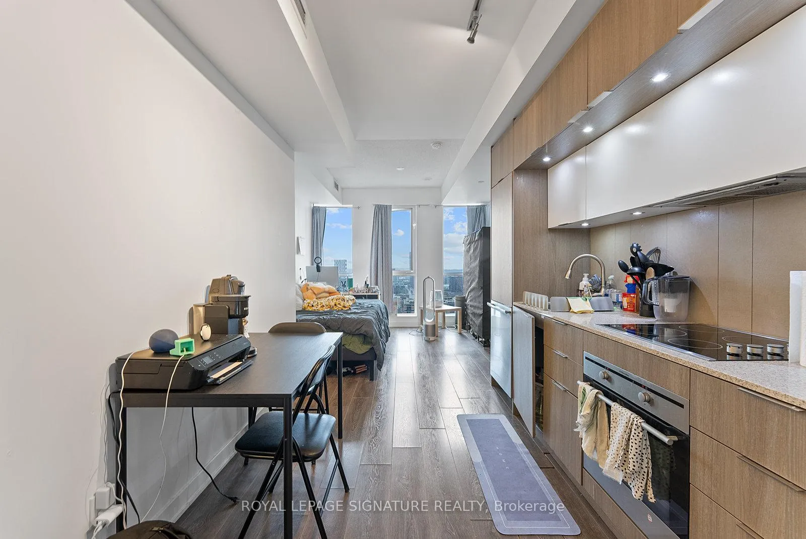 Photo 5 of Unit 2105, 170 Sumach Street, Toronto, Regent Park — HOMEH