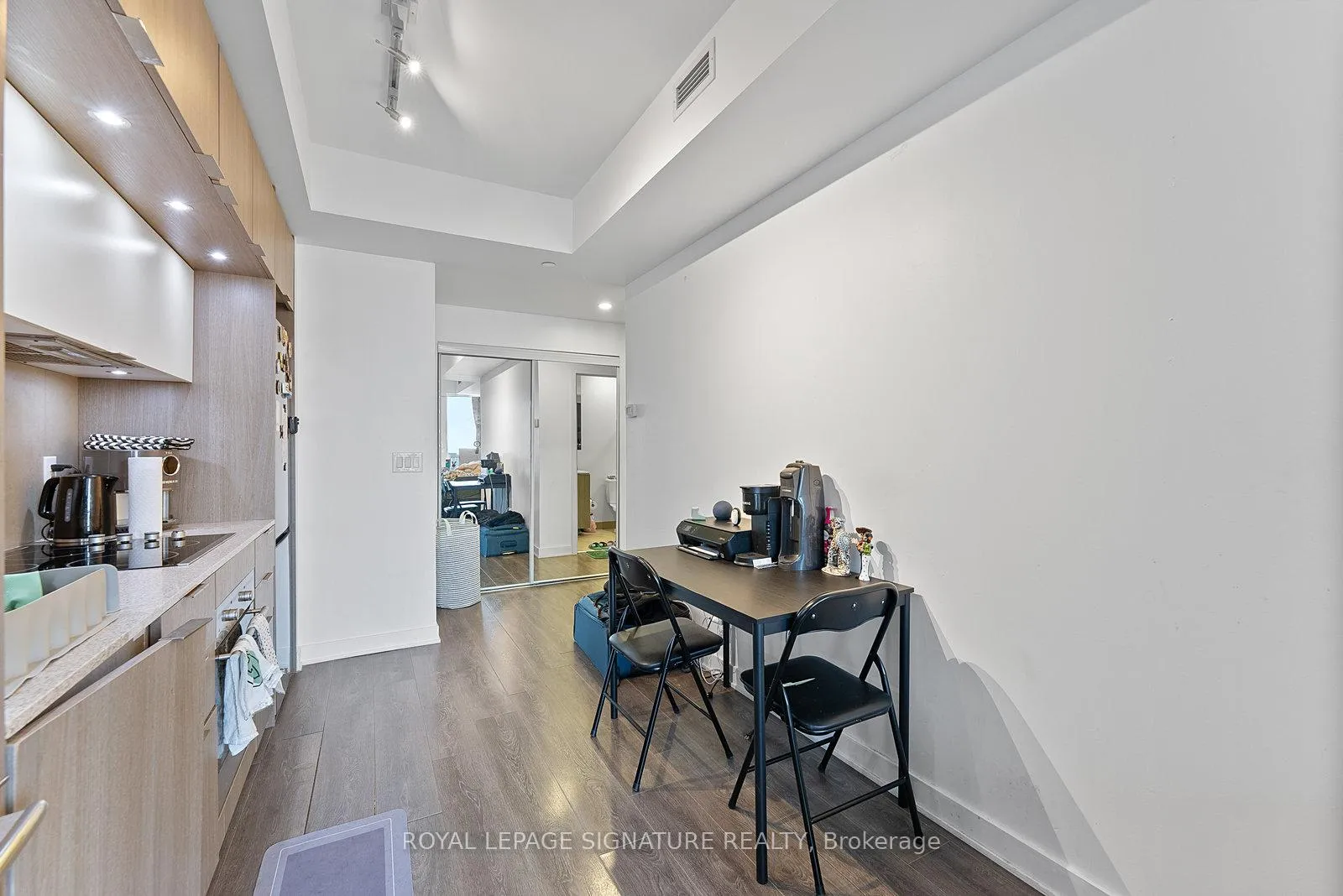 Photo 8 of Unit 2105, 170 Sumach Street, Toronto, Regent Park — HOMEH