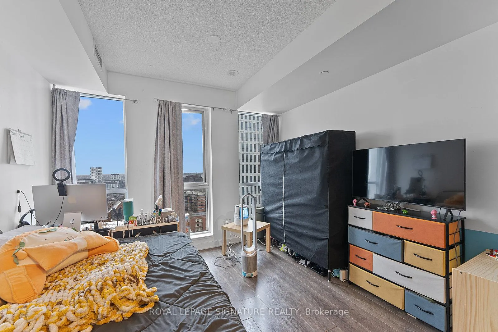 Photo 11 of Unit 2105, 170 Sumach Street, Toronto, Regent Park — HOMEH