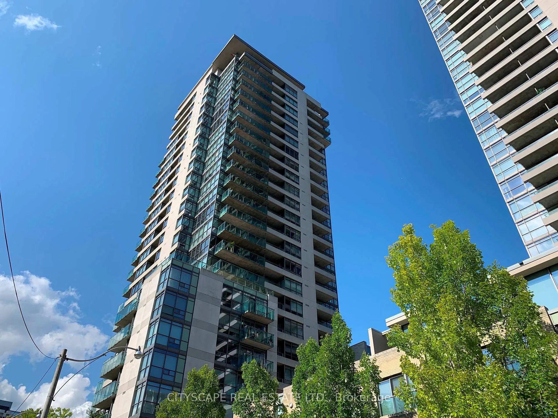 Photo 2 of Unit 1806, 281 Mutual Street, Toronto, Church-Yonge Corridor — HOMEH