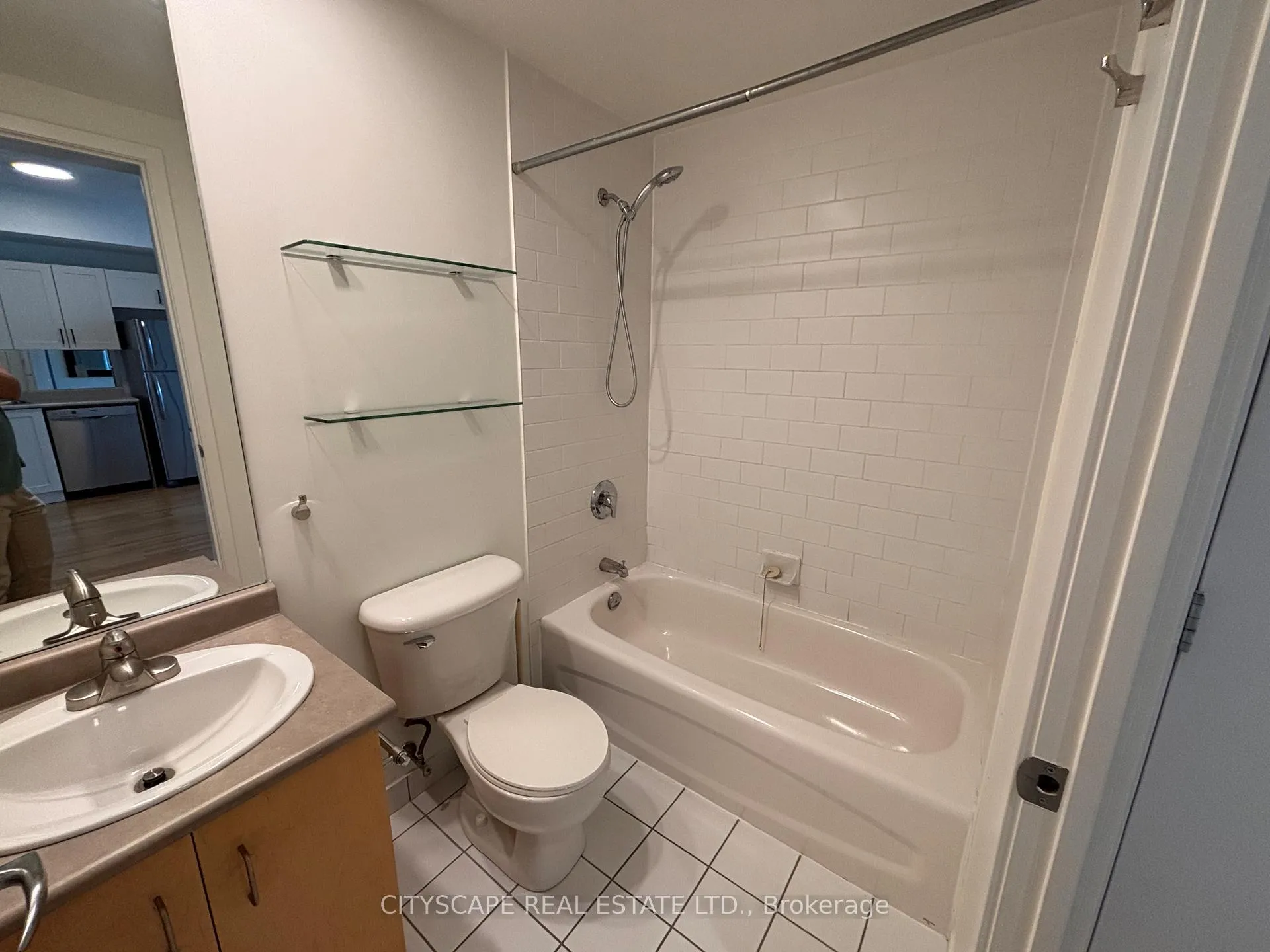 Photo 6 of Unit 1806, 281 Mutual Street, Toronto, Church-Yonge Corridor — HOMEH
