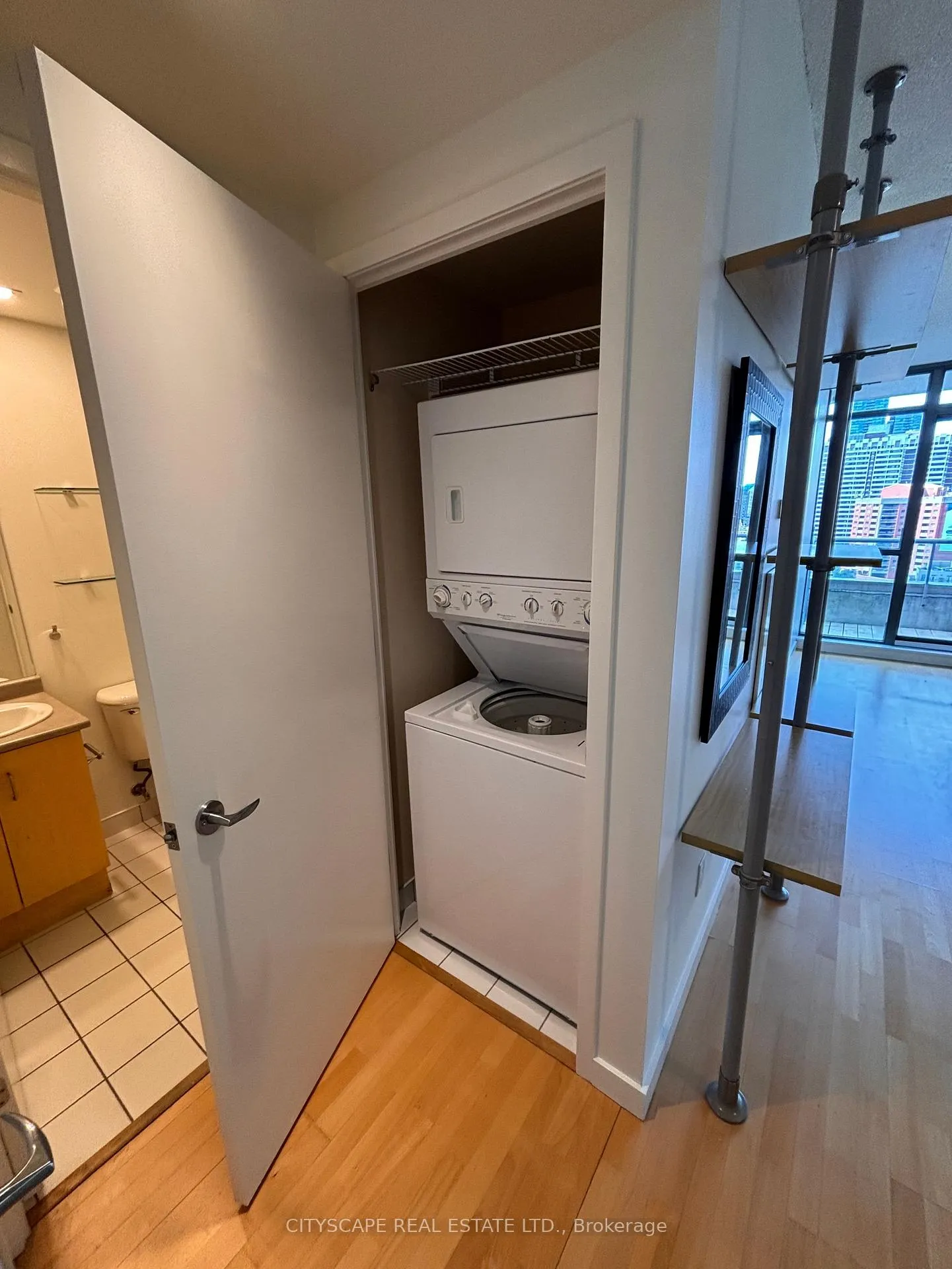 Photo 7 of Unit 1806, 281 Mutual Street, Toronto, Church-Yonge Corridor — HOMEH