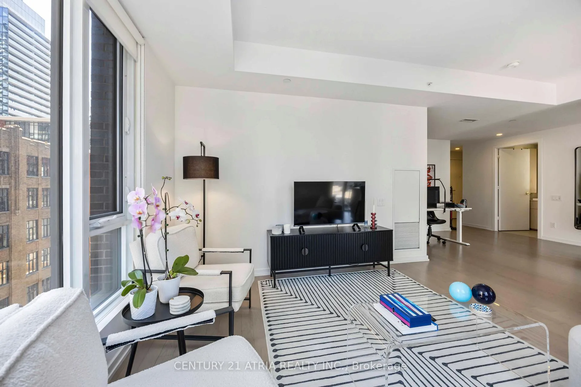 Photo 10 of Unit 906, 101 Peter Street, Toronto, Waterfront Communities — HOMEH