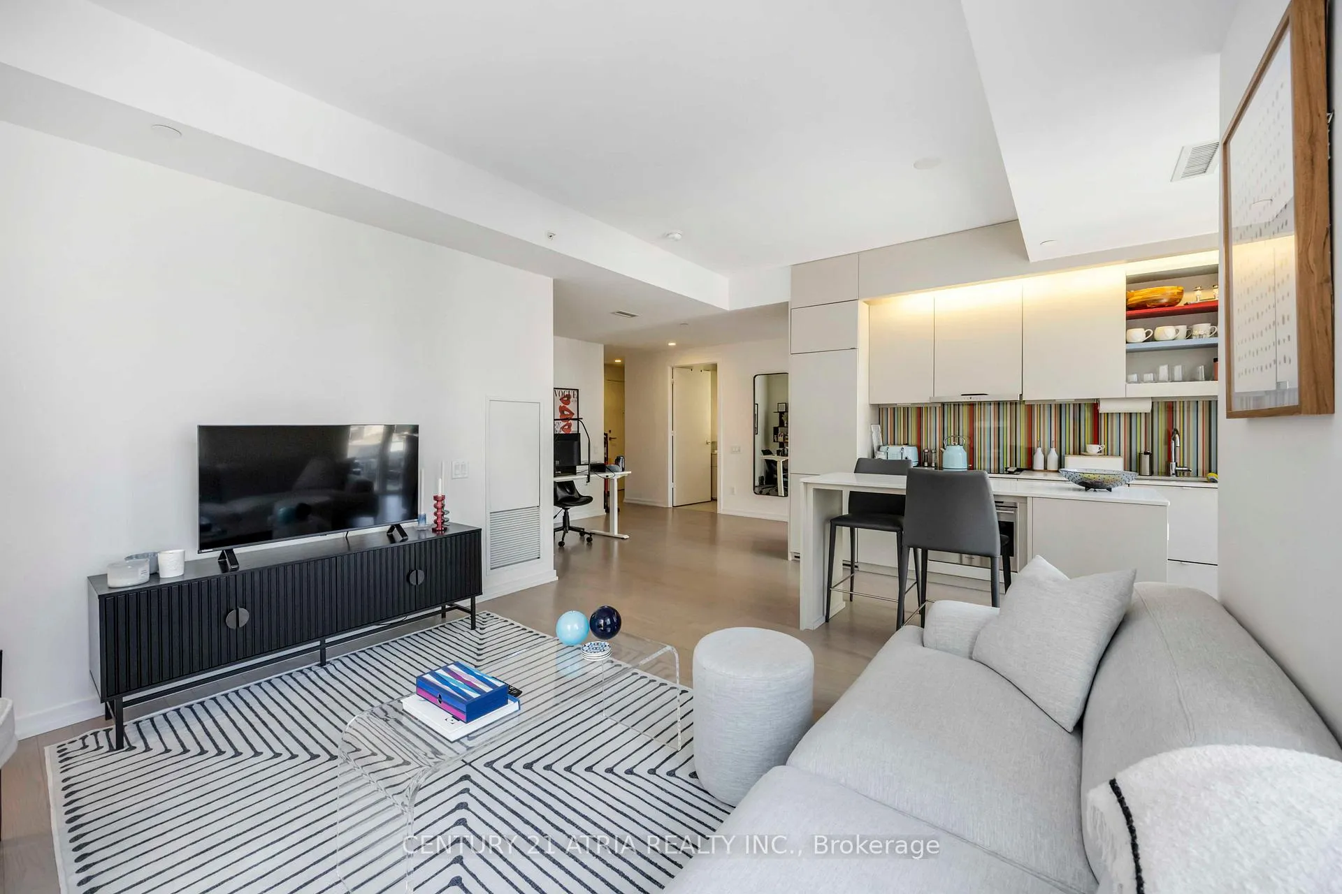 Photo 13 of Unit 906, 101 Peter Street, Toronto, Waterfront Communities — HOMEH