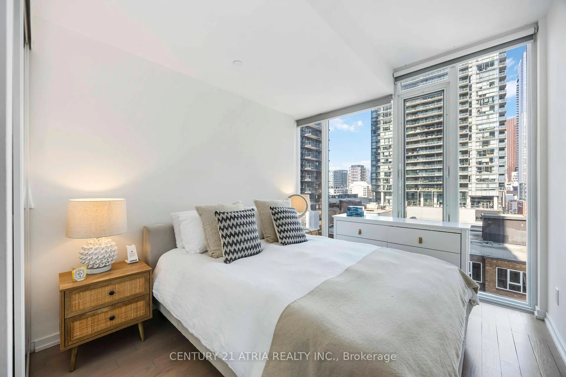 Photo 27 of Unit 906, 101 Peter Street, Toronto, Waterfront Communities — HOMEH
