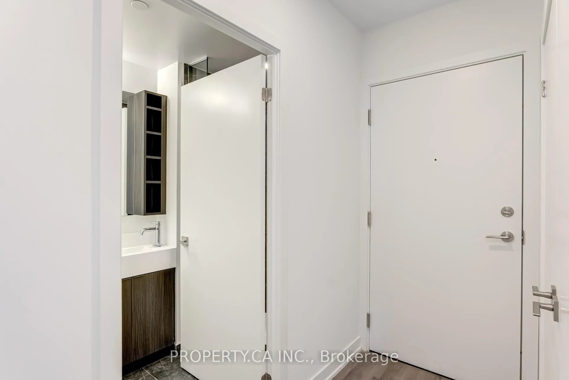 Photo 7 of Unit 3912, 252 Church Street, Toronto, Church-Yonge Corridor — HOMEH