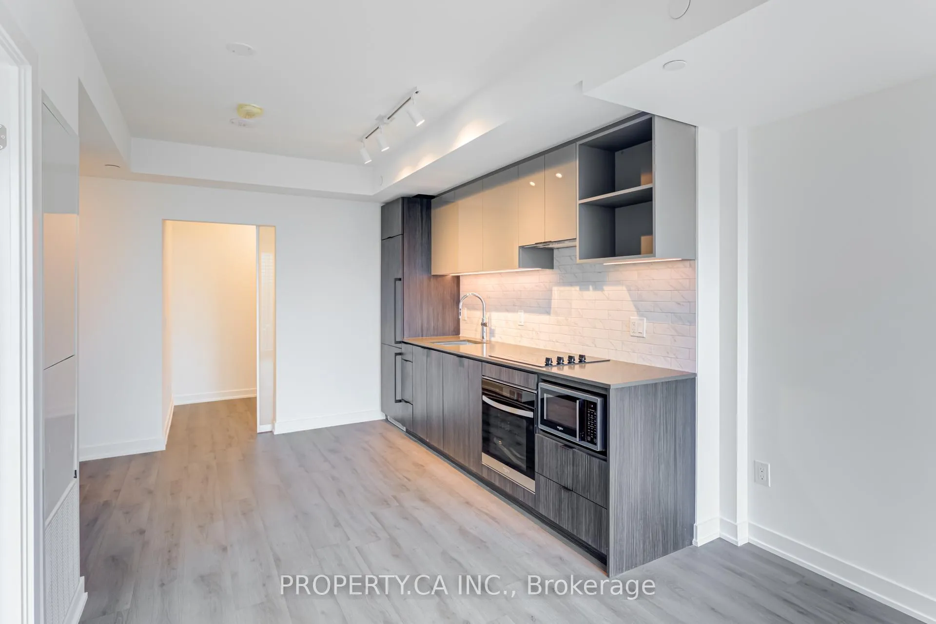 Photo 12 of Unit 3912, 252 Church Street, Toronto, Church-Yonge Corridor — HOMEH