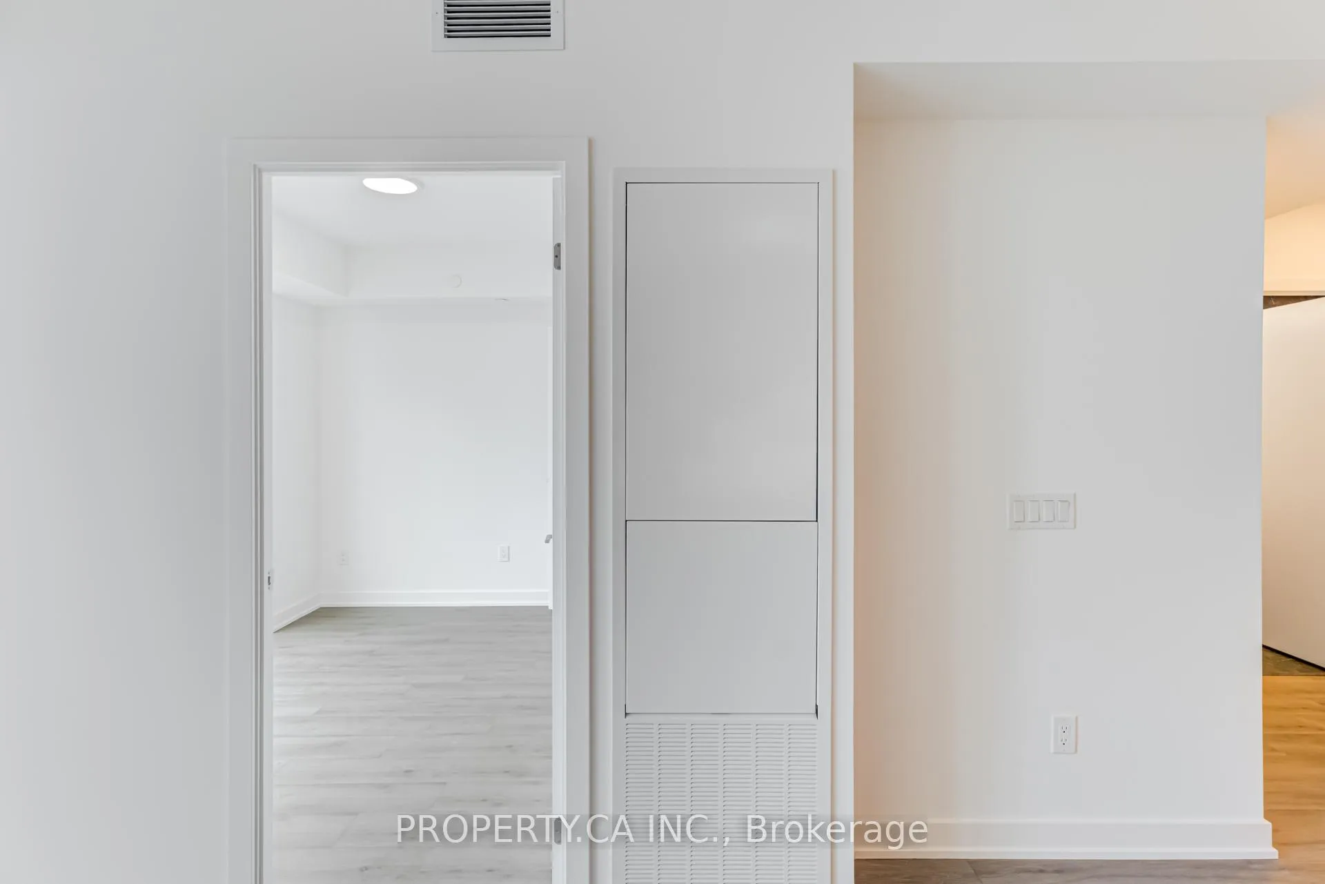 Photo 14 of Unit 3912, 252 Church Street, Toronto, Church-Yonge Corridor — HOMEH