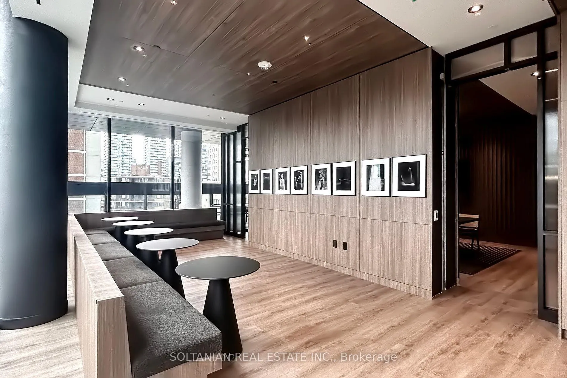 Photo 14 of Unit 3710, 55 Charles Street E, Toronto, Church-Yonge Corridor — HOMEH