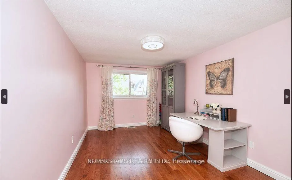 Photo 9 of 4 Woodglen Way, Markham, Unionville — HOMEH