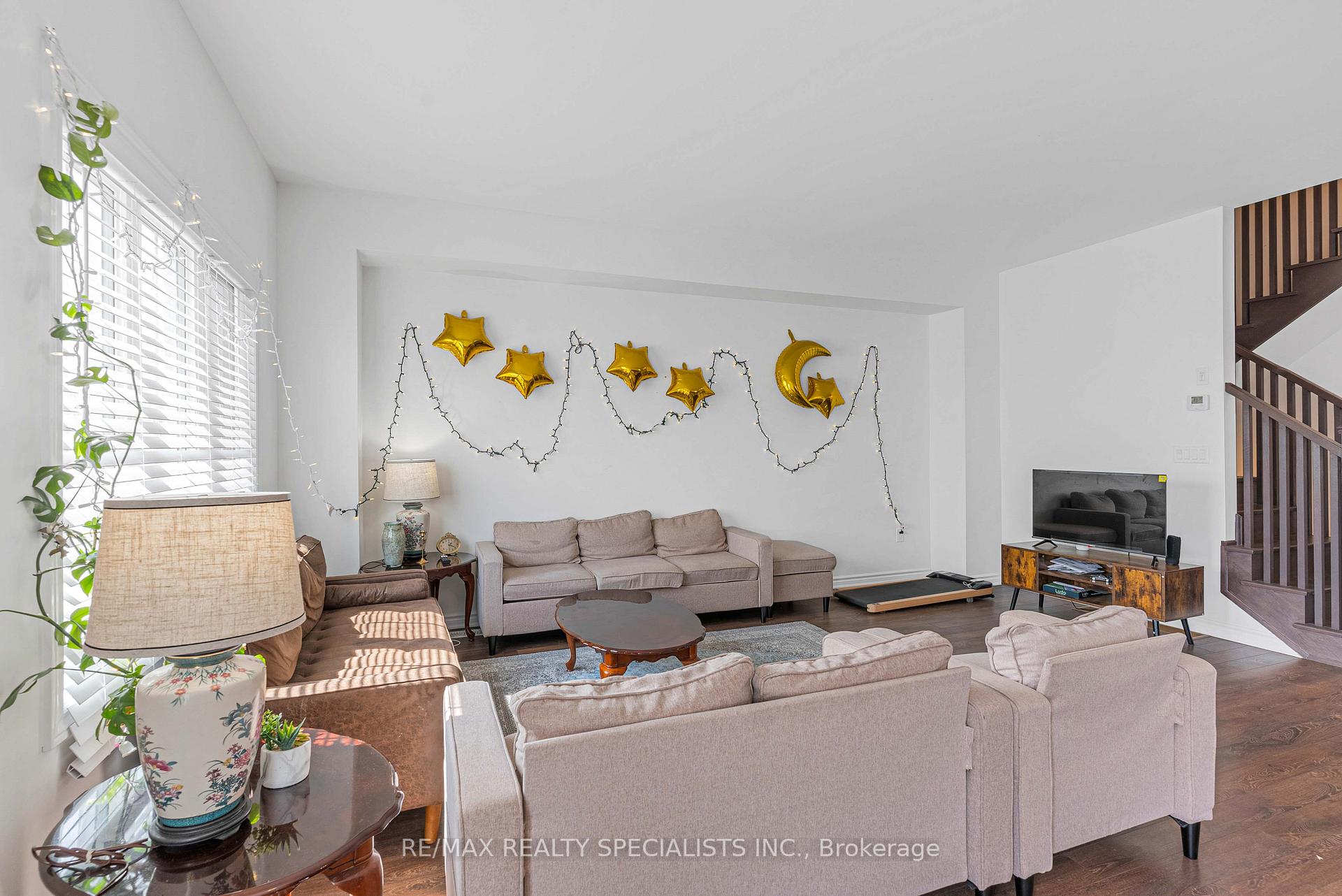 Photo 12 of 28 Lincoln Drive, Belleville, Belleville Ward — HOMEH