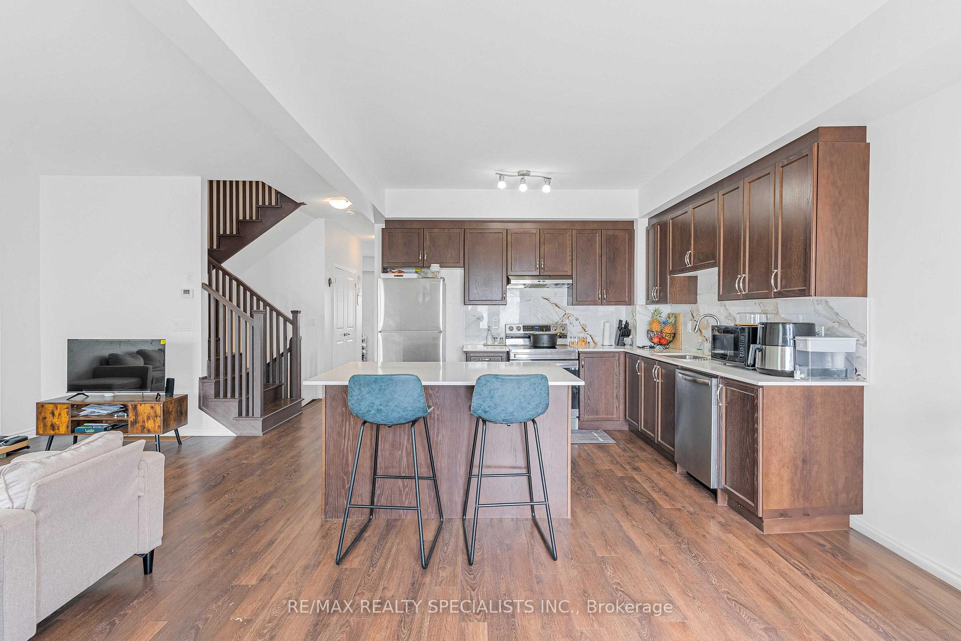 Photo 15 of 28 Lincoln Drive, Belleville, Belleville Ward — HOMEH