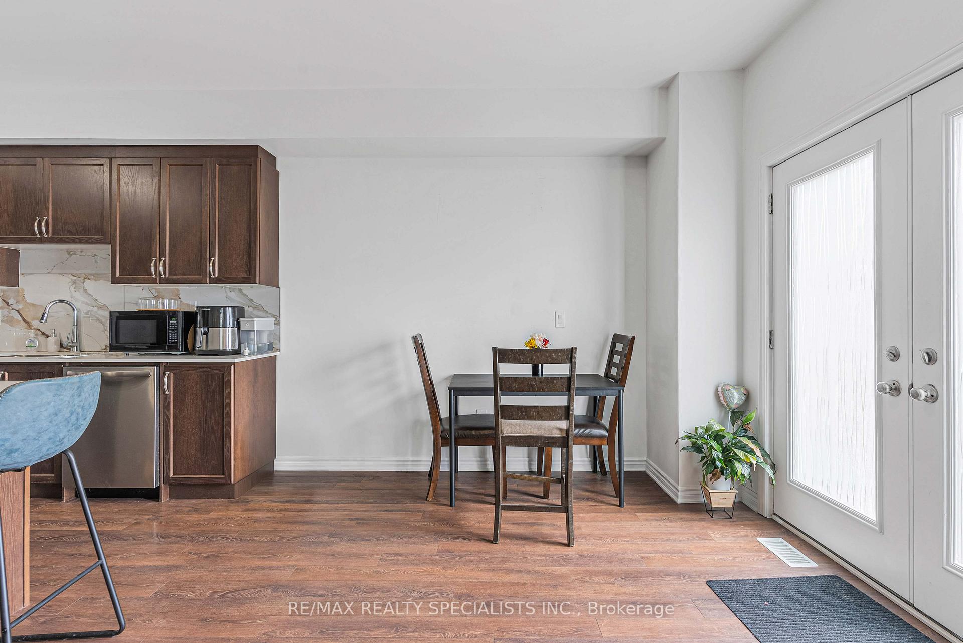 Photo 23 of 28 Lincoln Drive, Belleville, Belleville Ward — HOMEH
