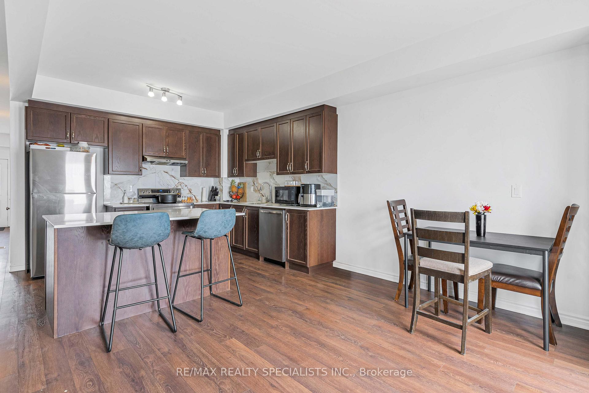 Photo 24 of 28 Lincoln Drive, Belleville, Belleville Ward — HOMEH