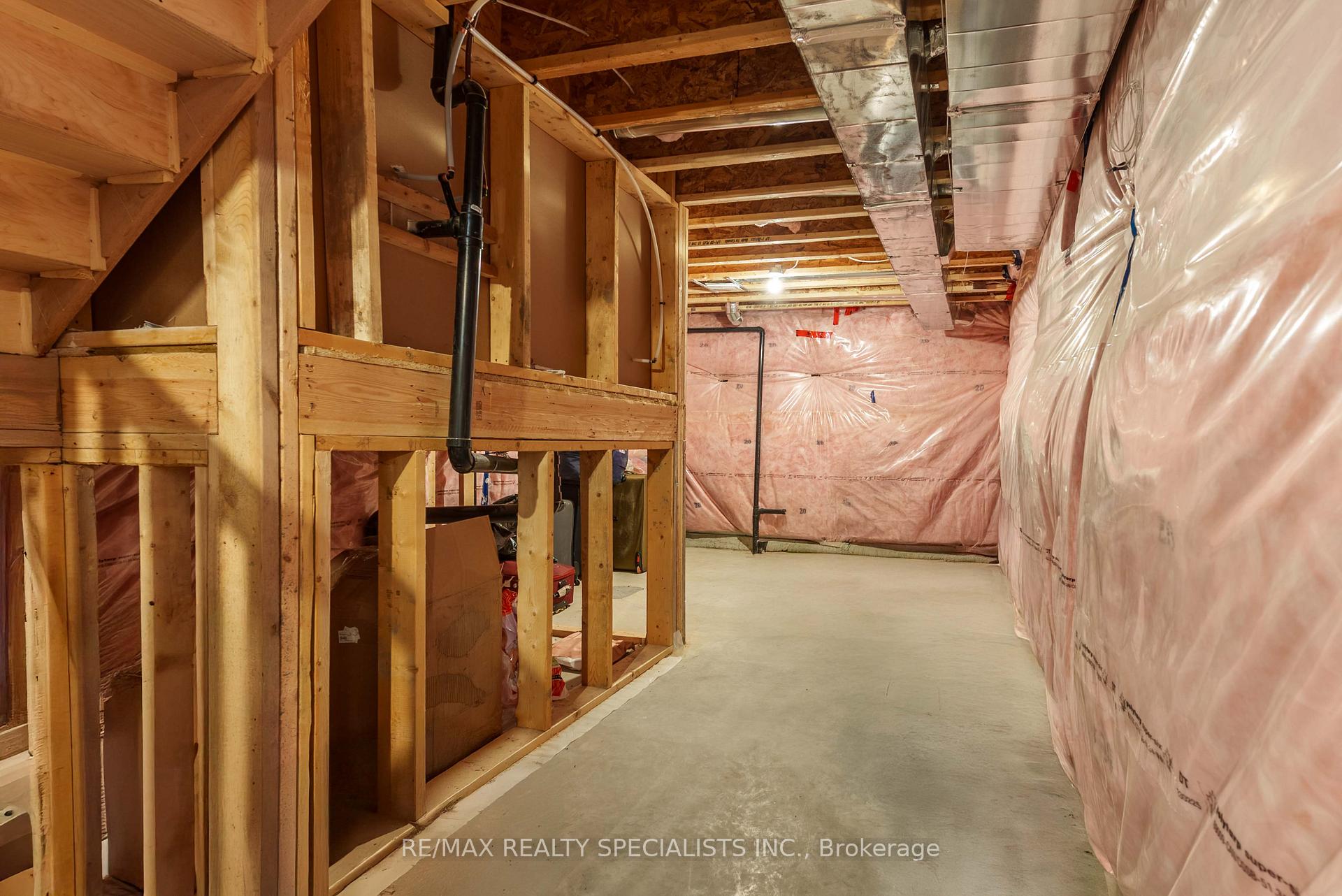 Photo 43 of 28 Lincoln Drive, Belleville, Belleville Ward — HOMEH
