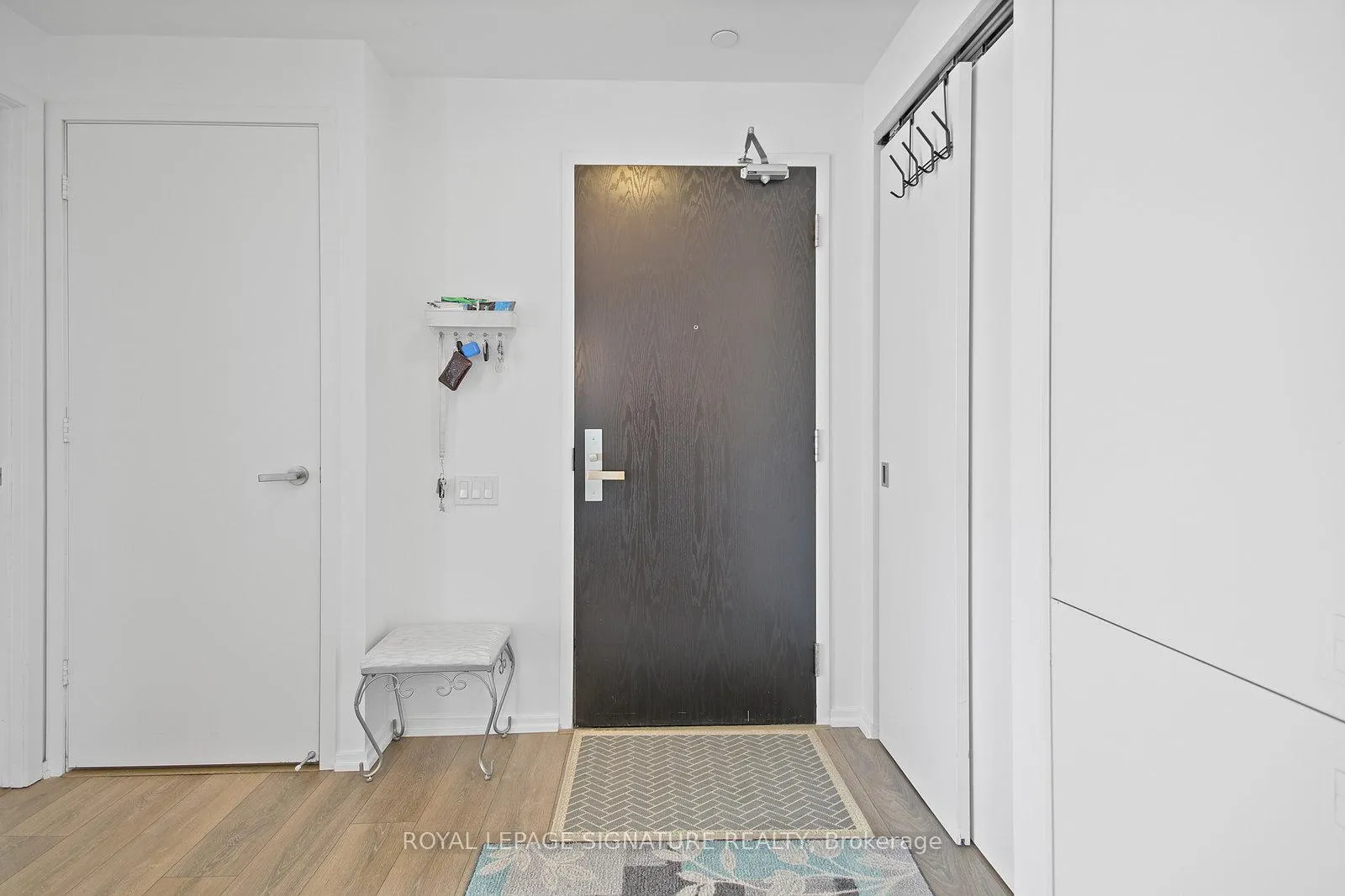 Photo 2 of Unit 808, 125 Peter Street, Toronto, Waterfront Communities — HOMEH