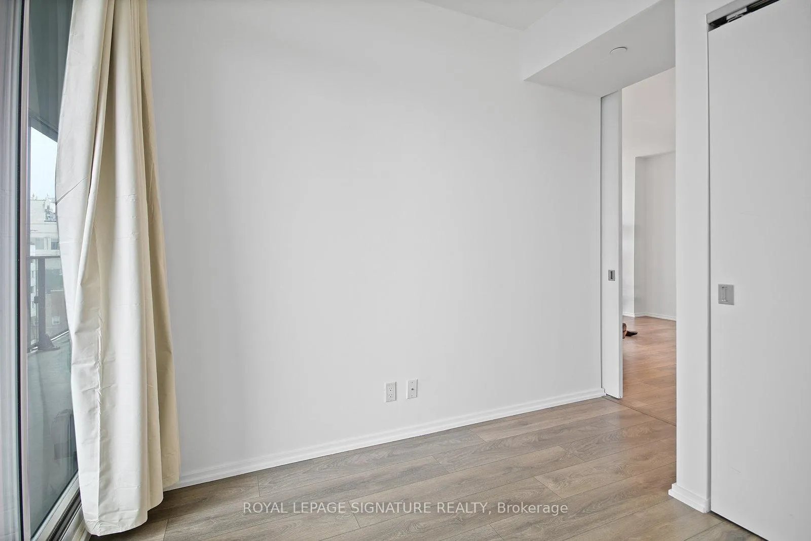 Photo 18 of Unit 808, 125 Peter Street, Toronto, Waterfront Communities — HOMEH